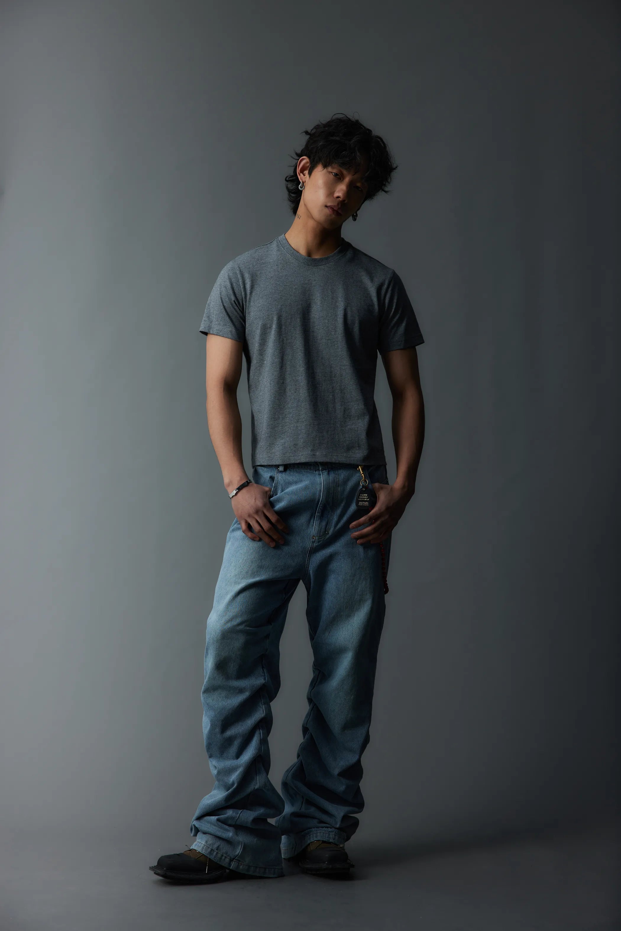 Model shot of Classic Cotton Layering Tee 6
