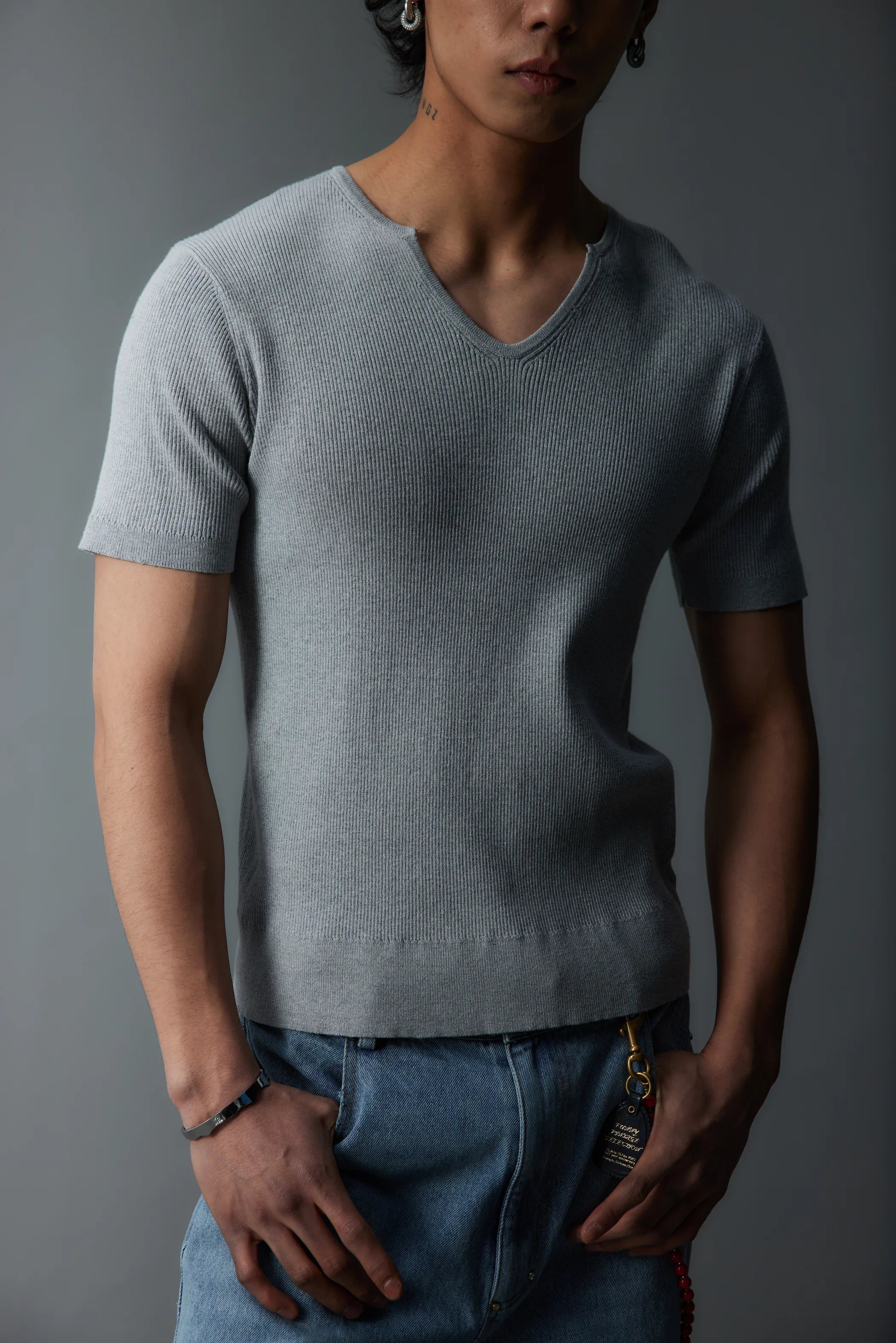 Model shot of Cloud-Knit V-Neck Relaxed Tee 3