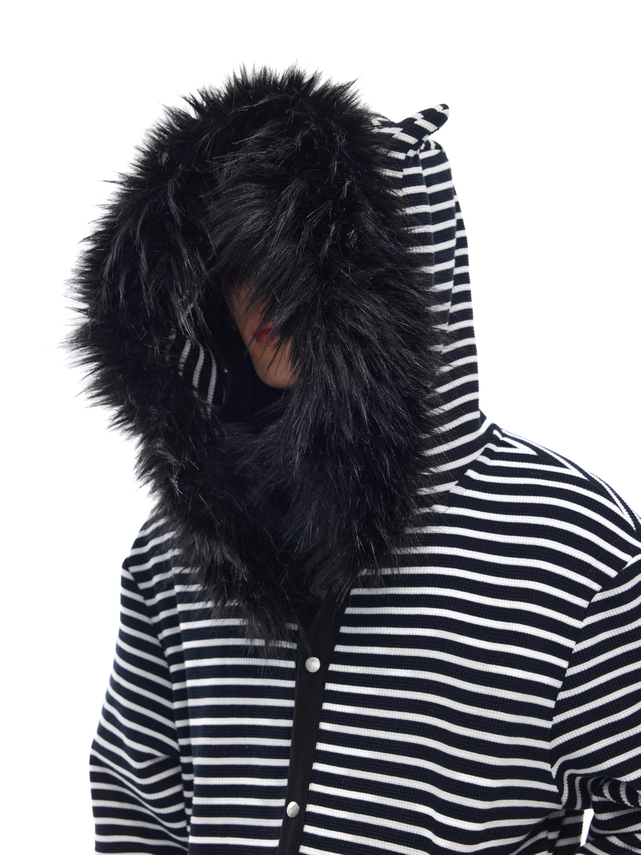 Hooded sweatshirt jacket