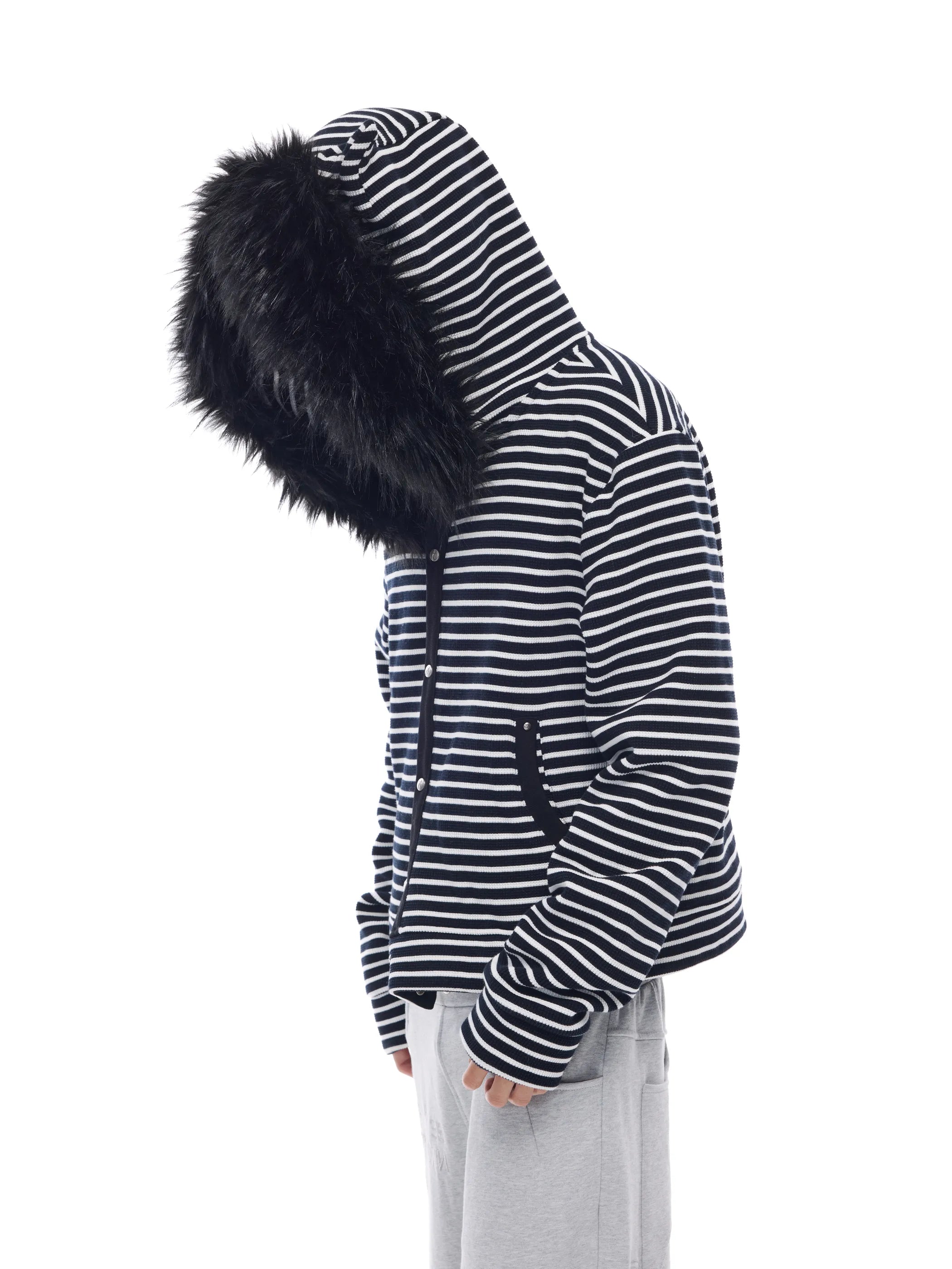 Hooded sweatshirt jacket