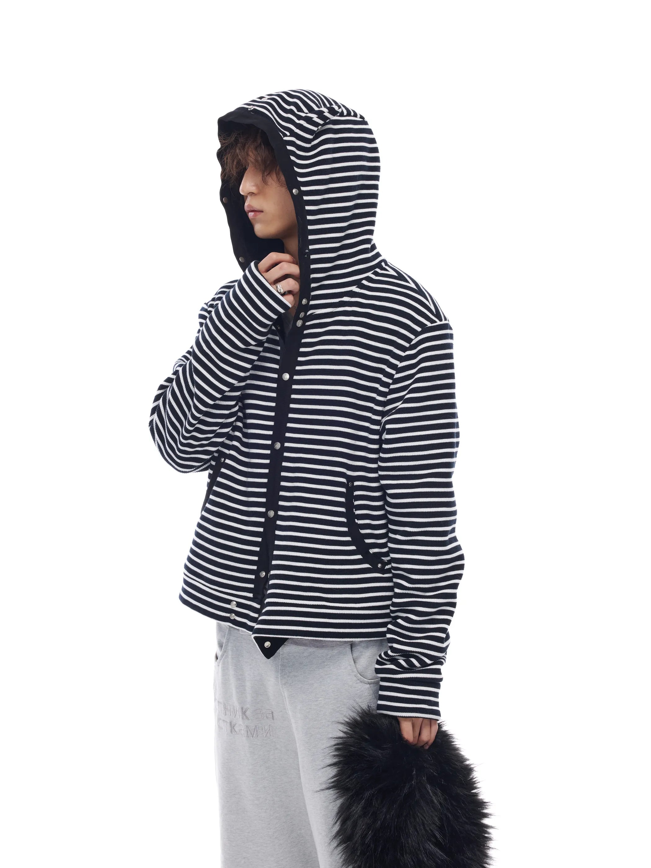 Hooded sweatshirt jacket