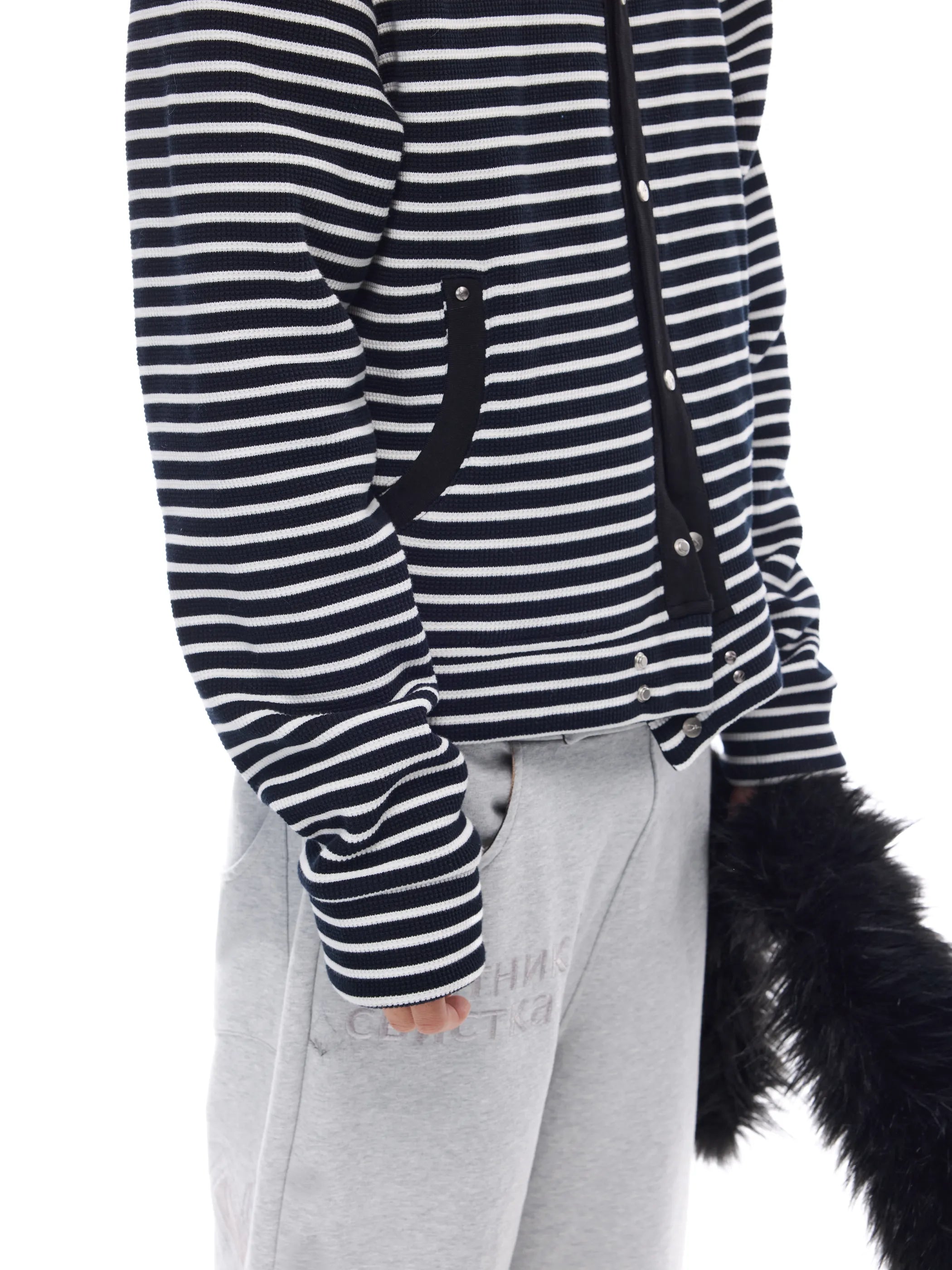 Hooded sweatshirt jacket