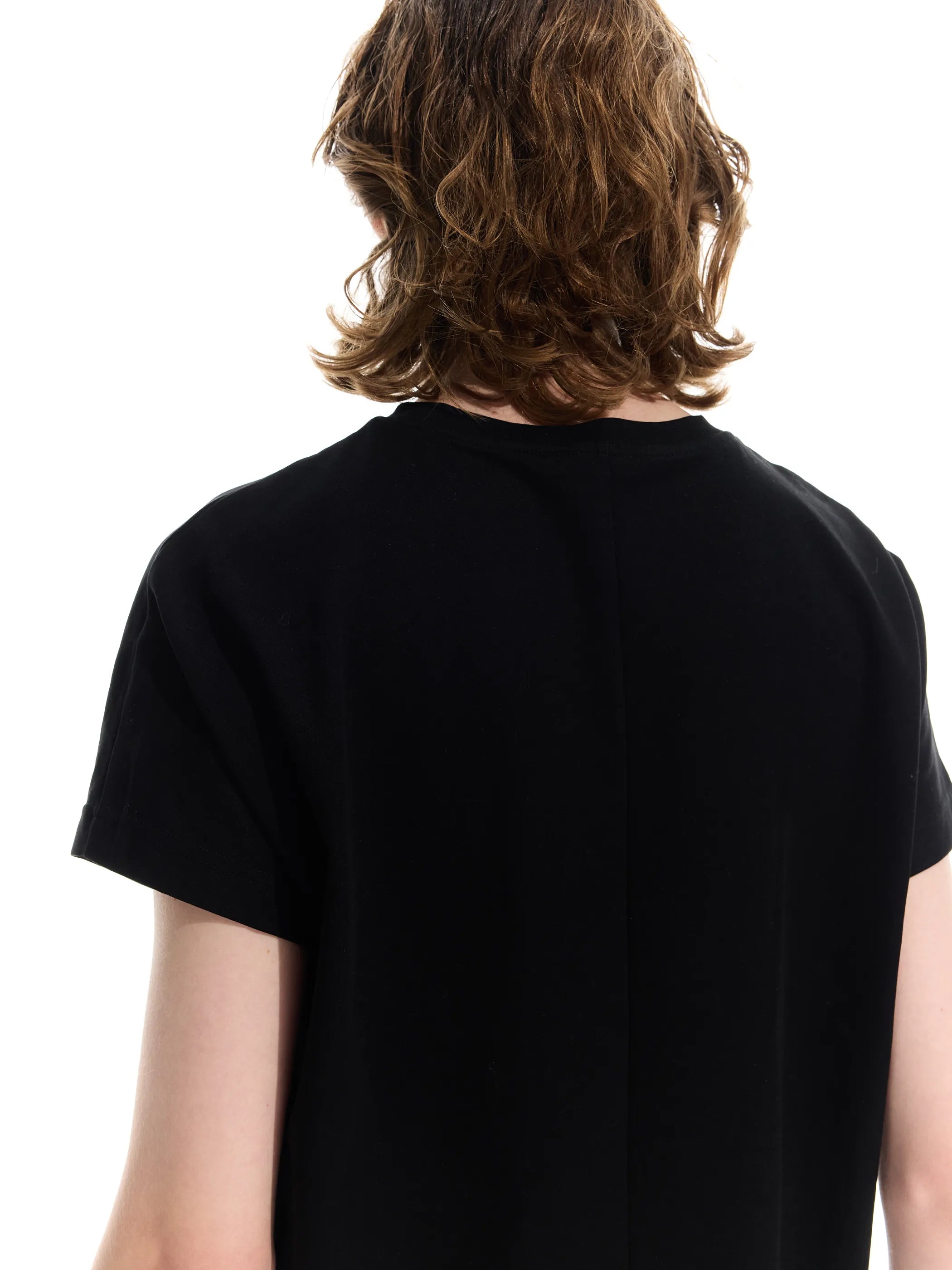 Model shot of Essential Commute Short-Sleeve Tee 4