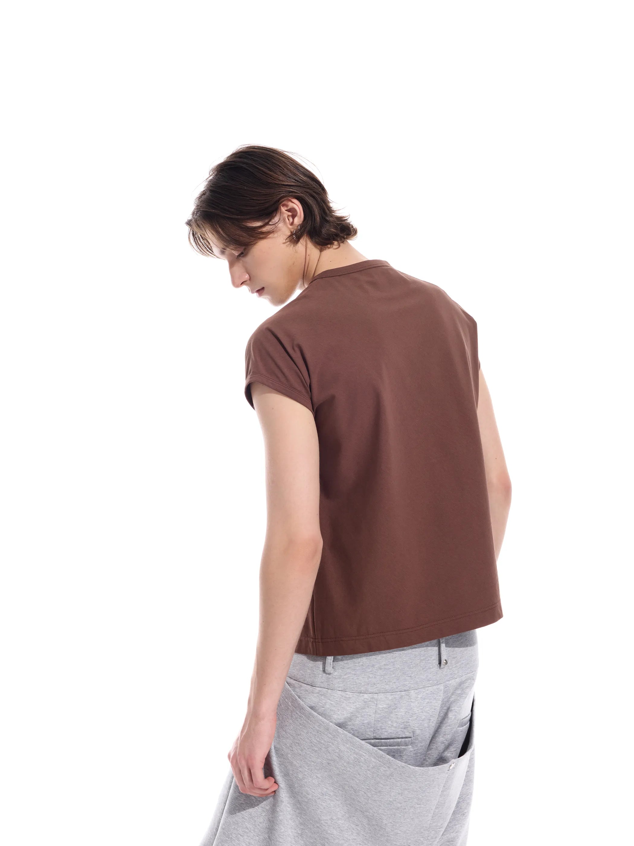 Minimalist construction crop tee