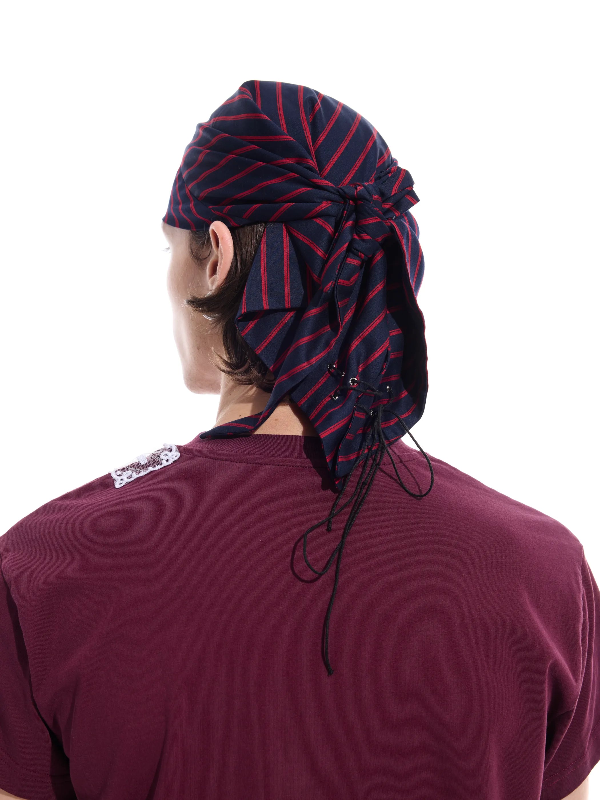 Striped detachable-chain bandana