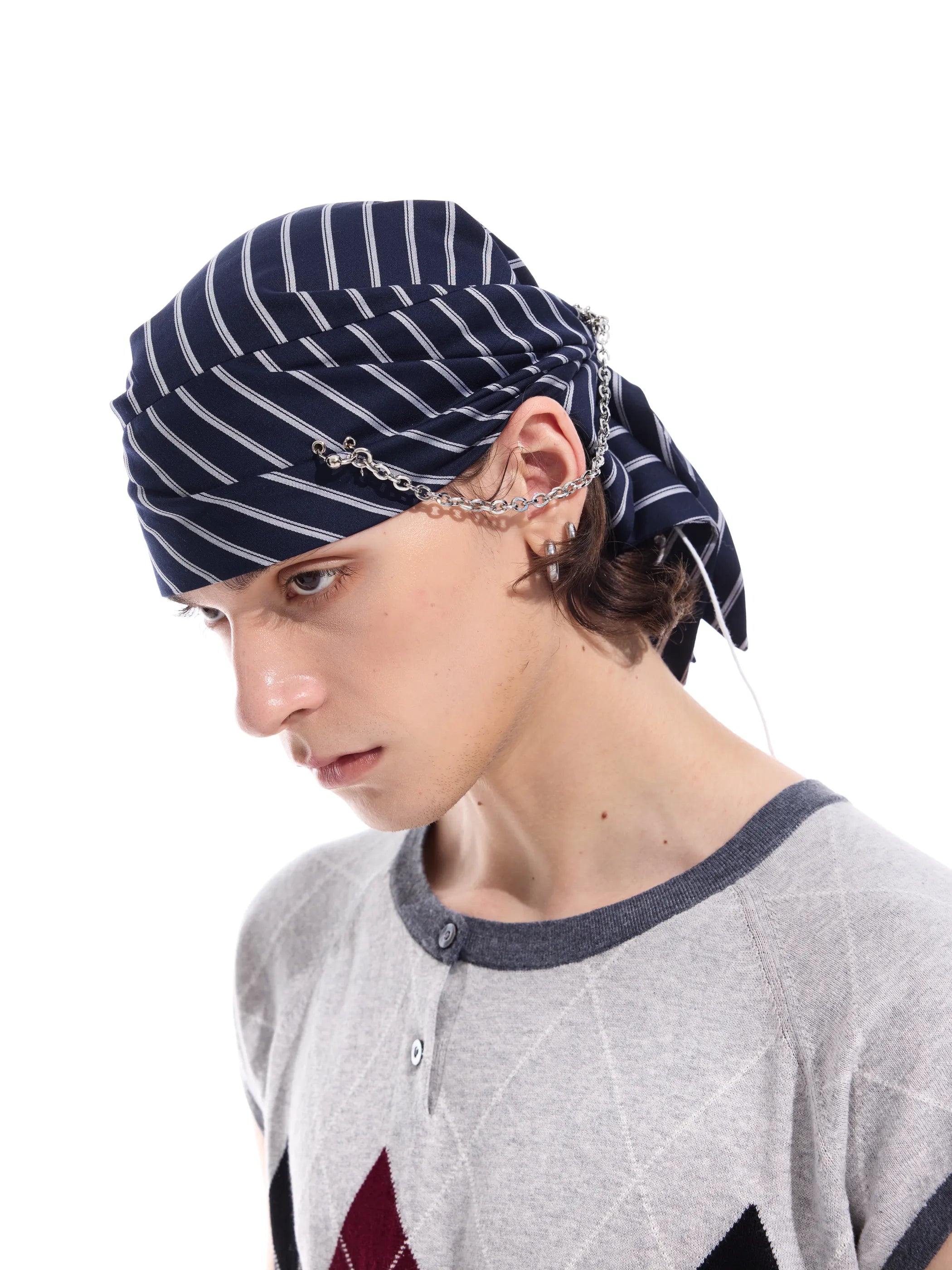 Striped detachable-chain bandana