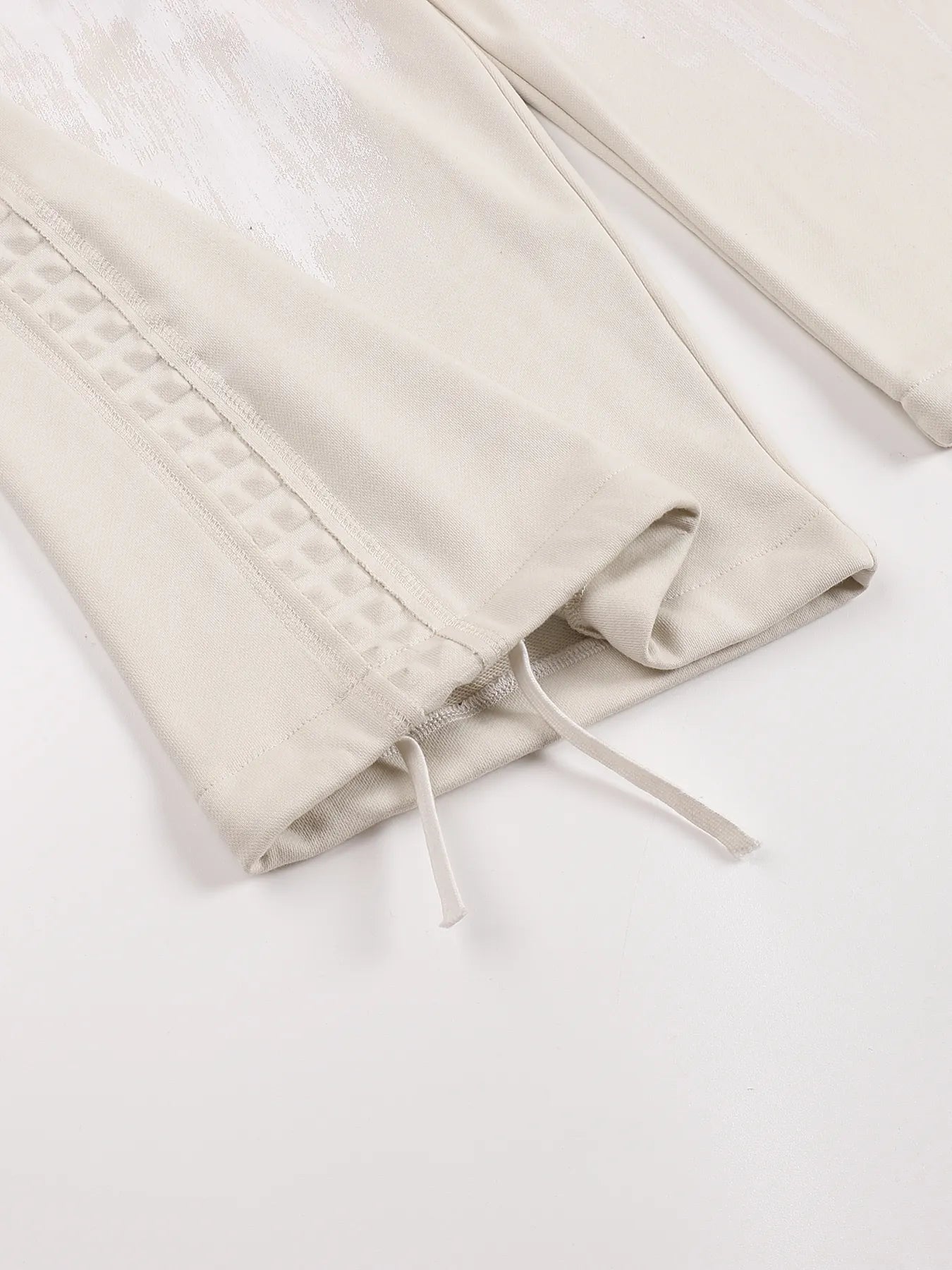 Ribbed Embossed Sweatpants