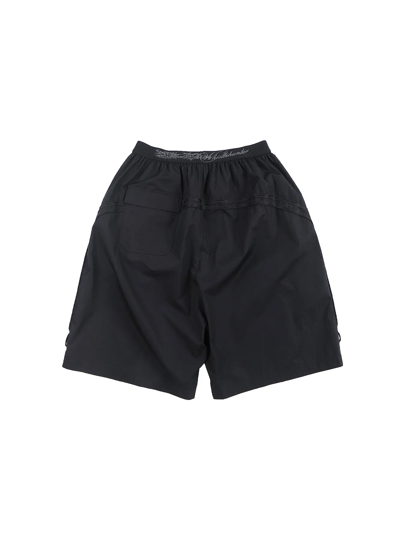 Court-style wind-resistant short pants