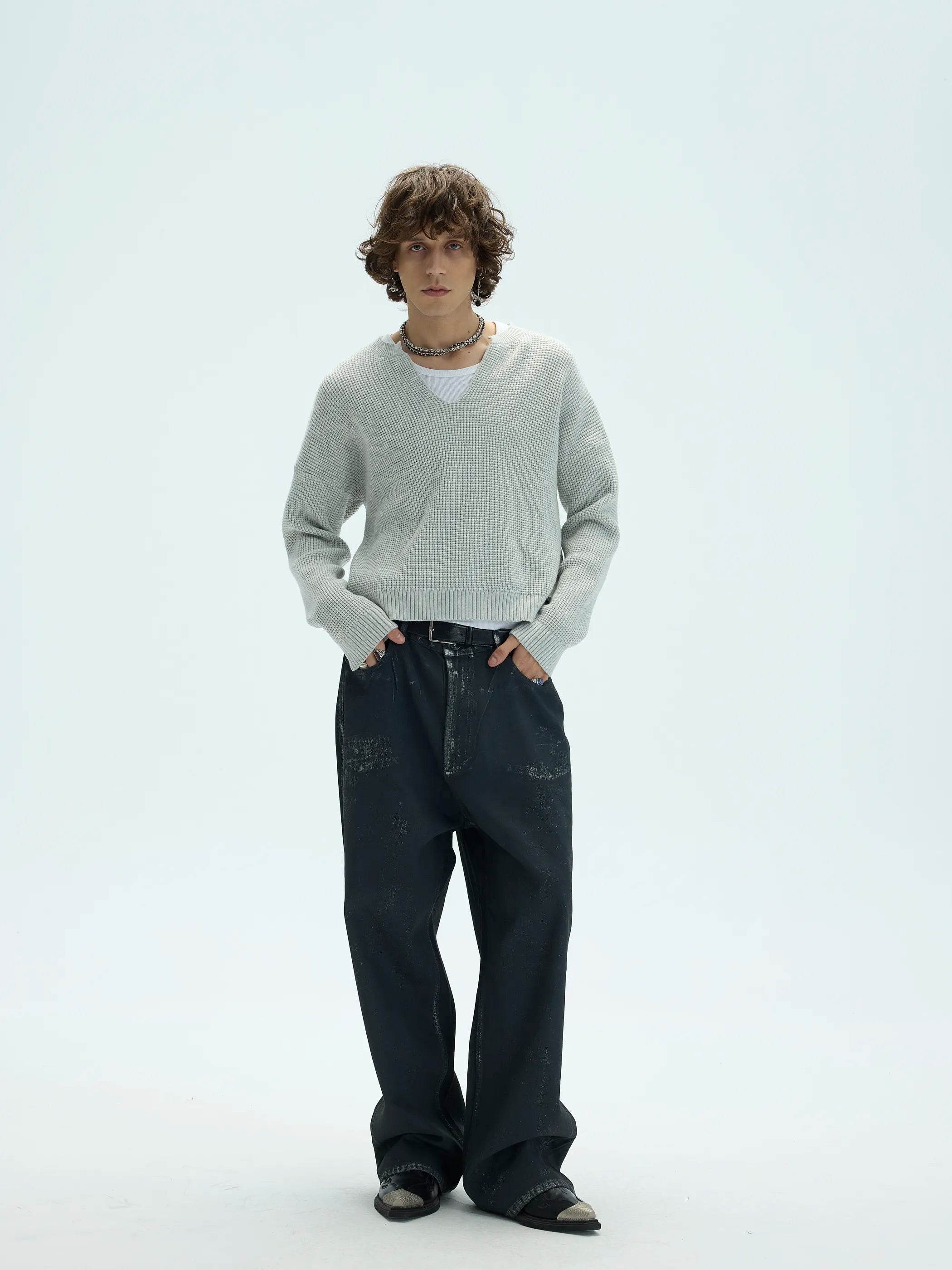 Model shot of 3D Waffle Texture Lace-Label Sweater 2