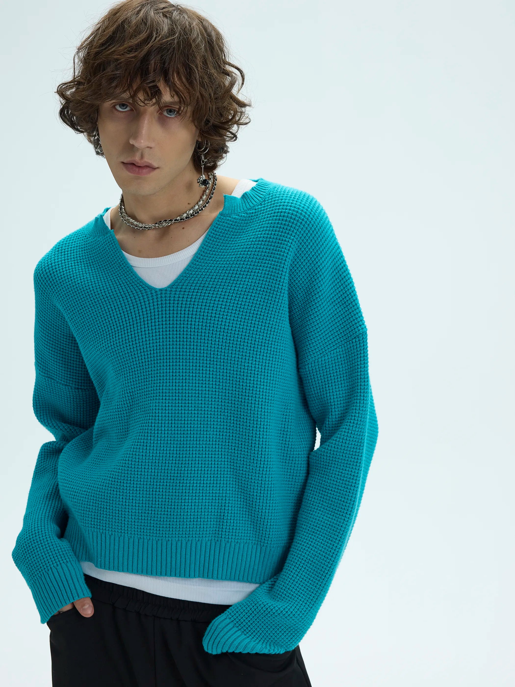 Model shot of 3D Waffle Texture Lace-Label Sweater 6