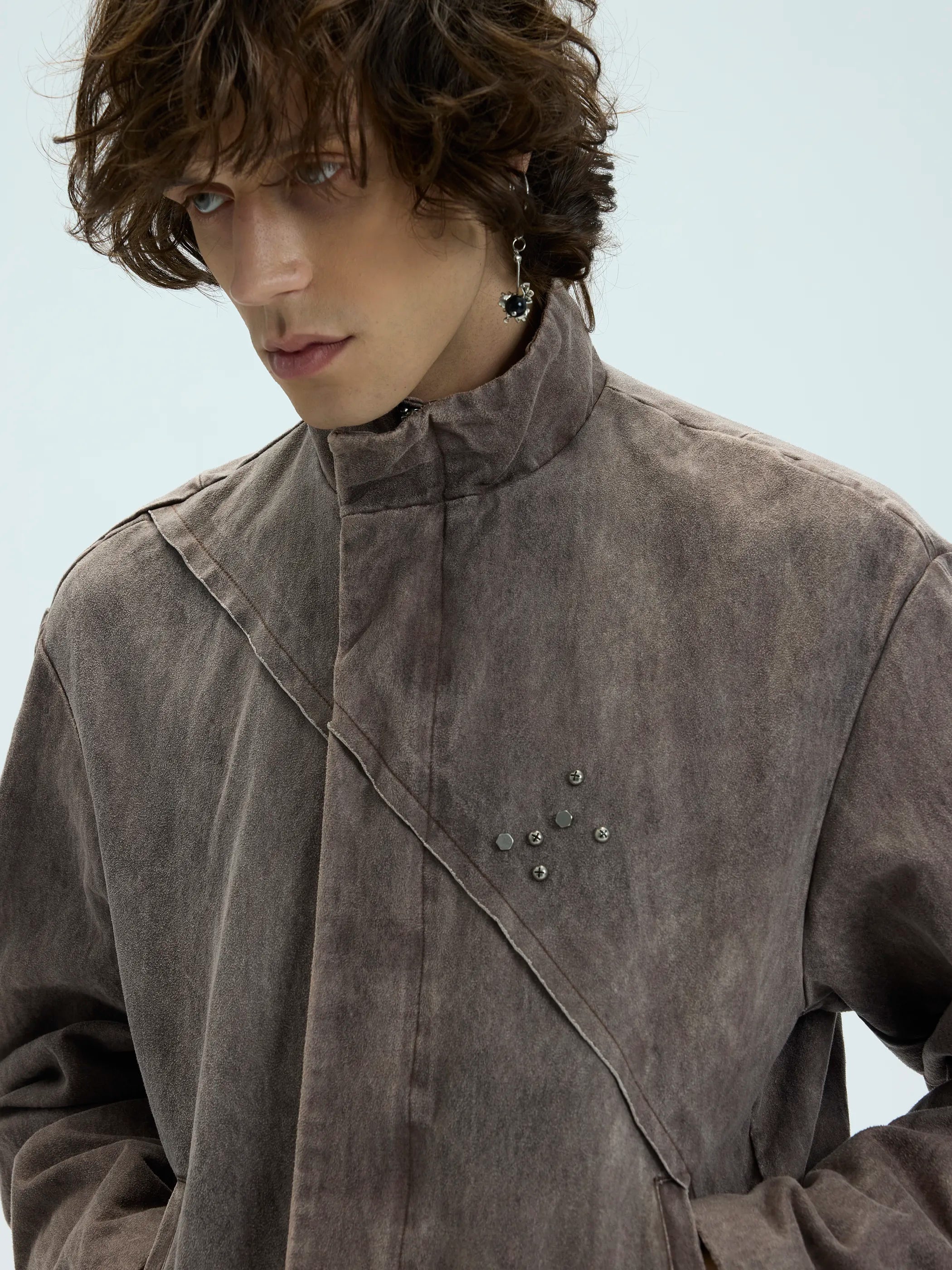 Model shot of Interchangeable Pin-Decorated Blazer 4