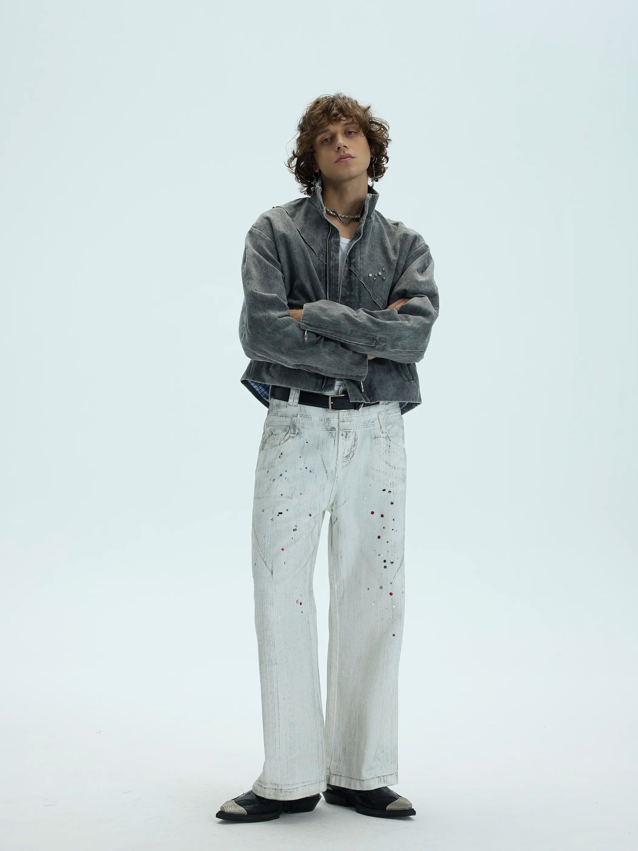 Model shot of Interchangeable Pin-Decorated Blazer 2