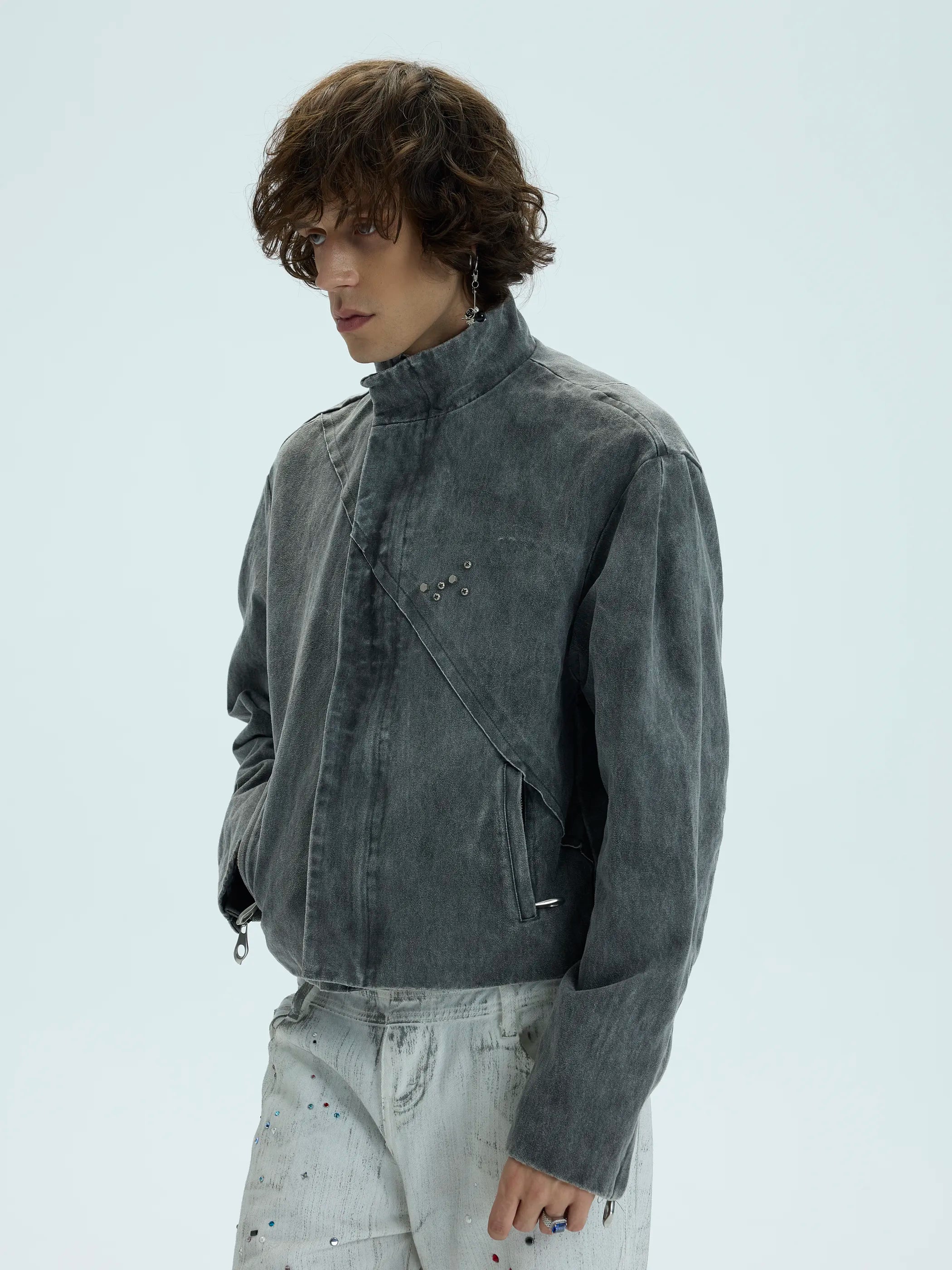 Model shot of Interchangeable Pin-Decorated Blazer 3