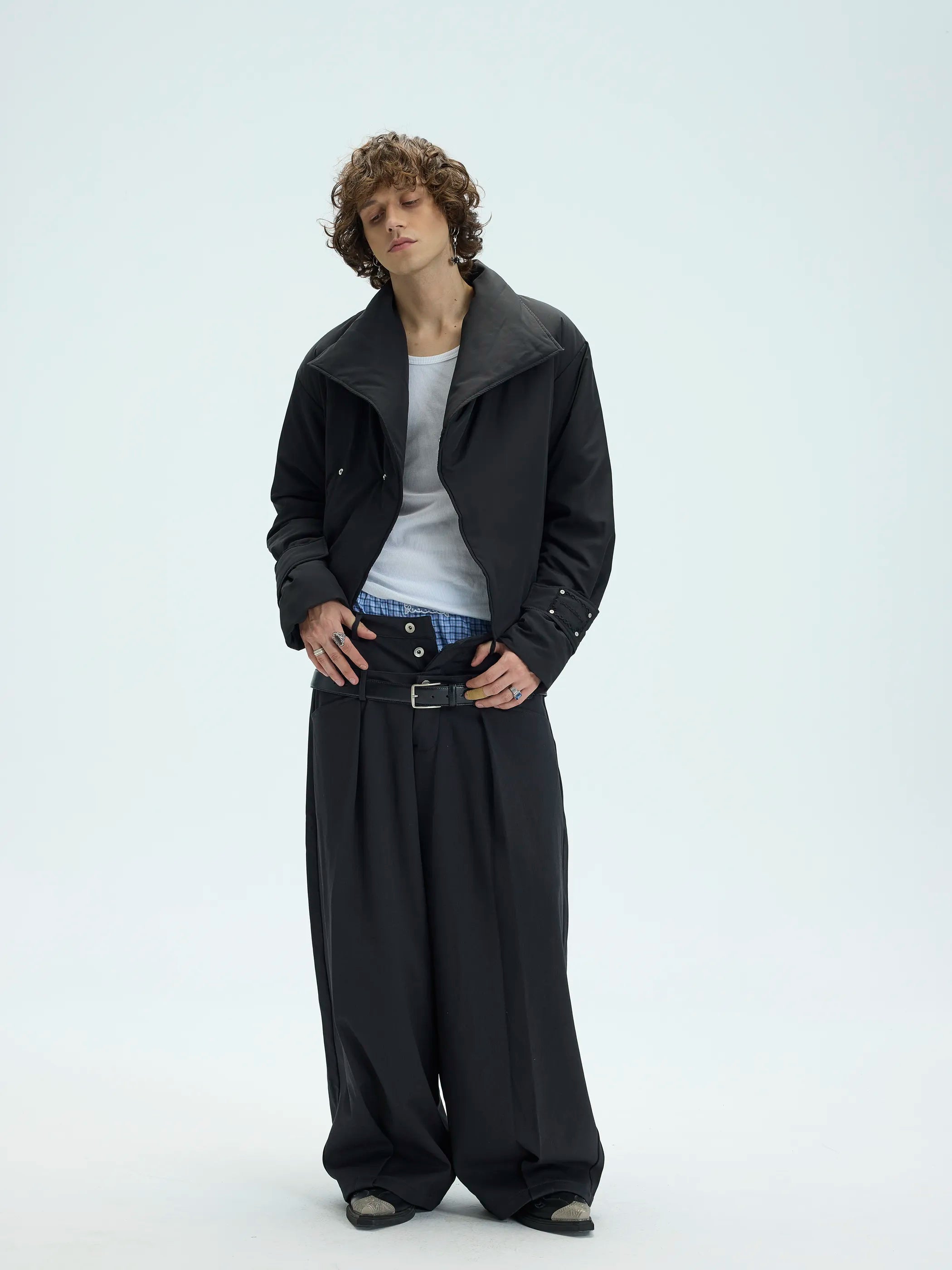 Model shot of Single-Button High-Neck Split-Hem Cotton Coat 2