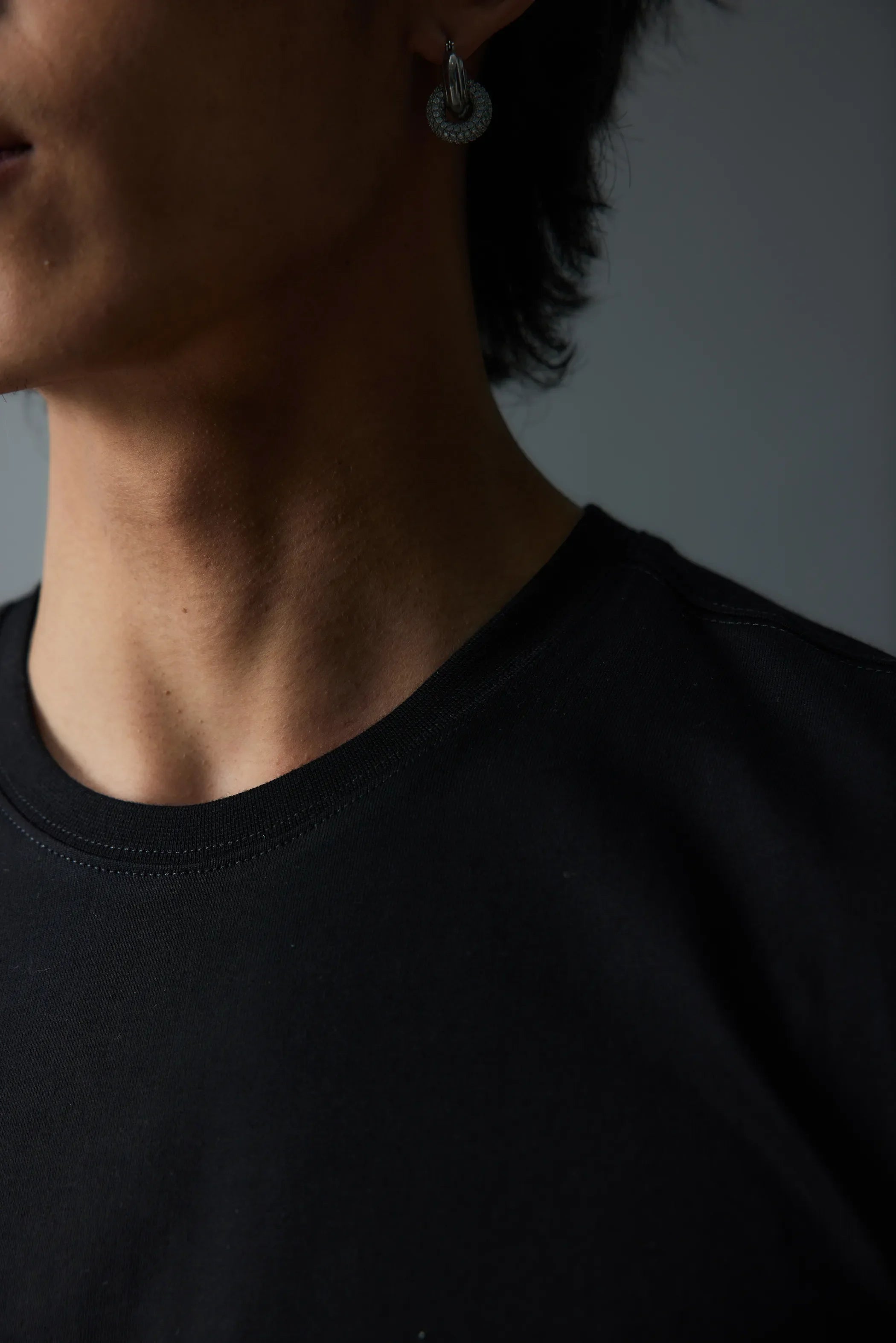 Model shot of Classic Cotton Layering Tee 5