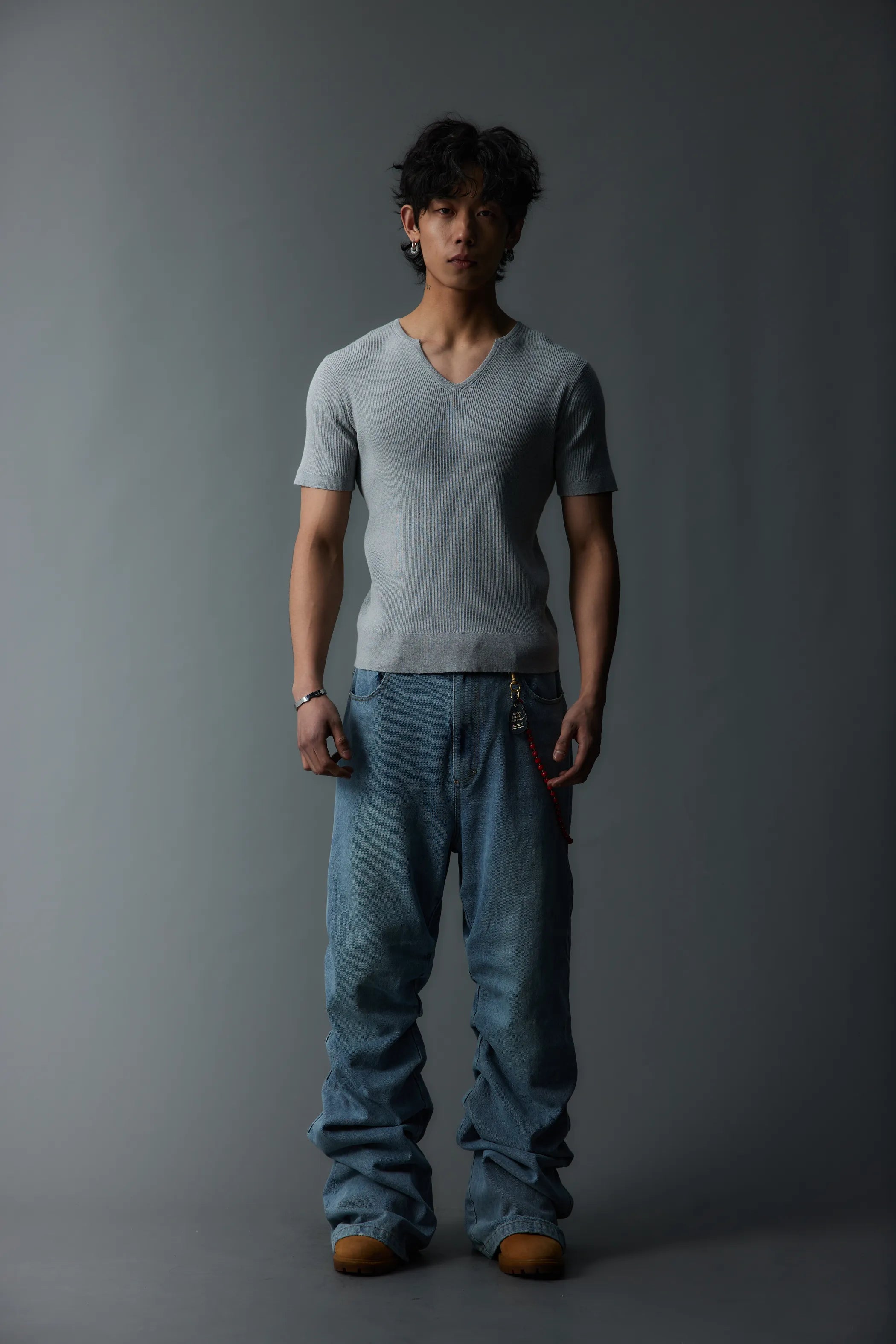 Model shot of Cloud-Knit V-Neck Relaxed Tee 2