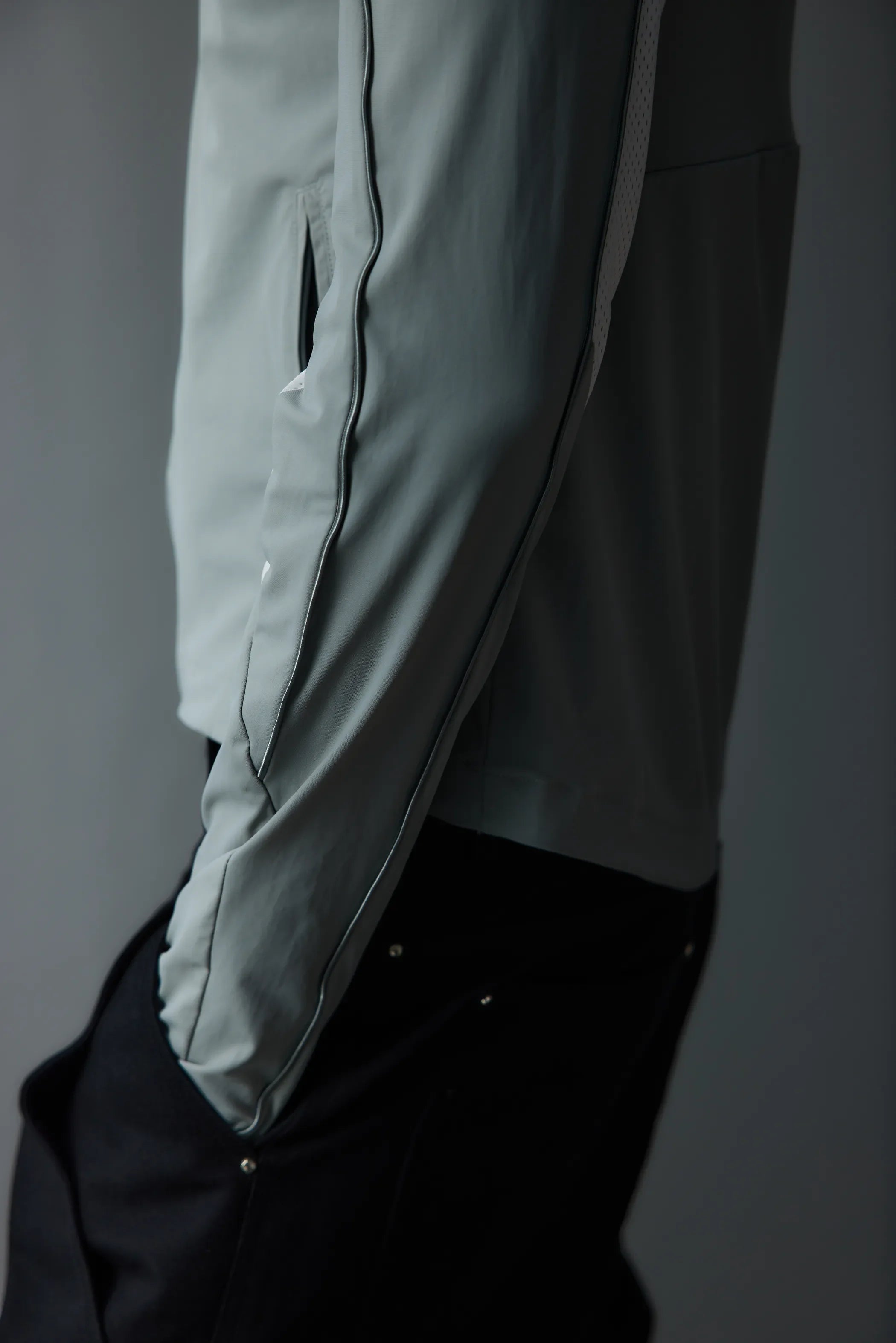 Model shot of Cooling UV Protection Shirt 7