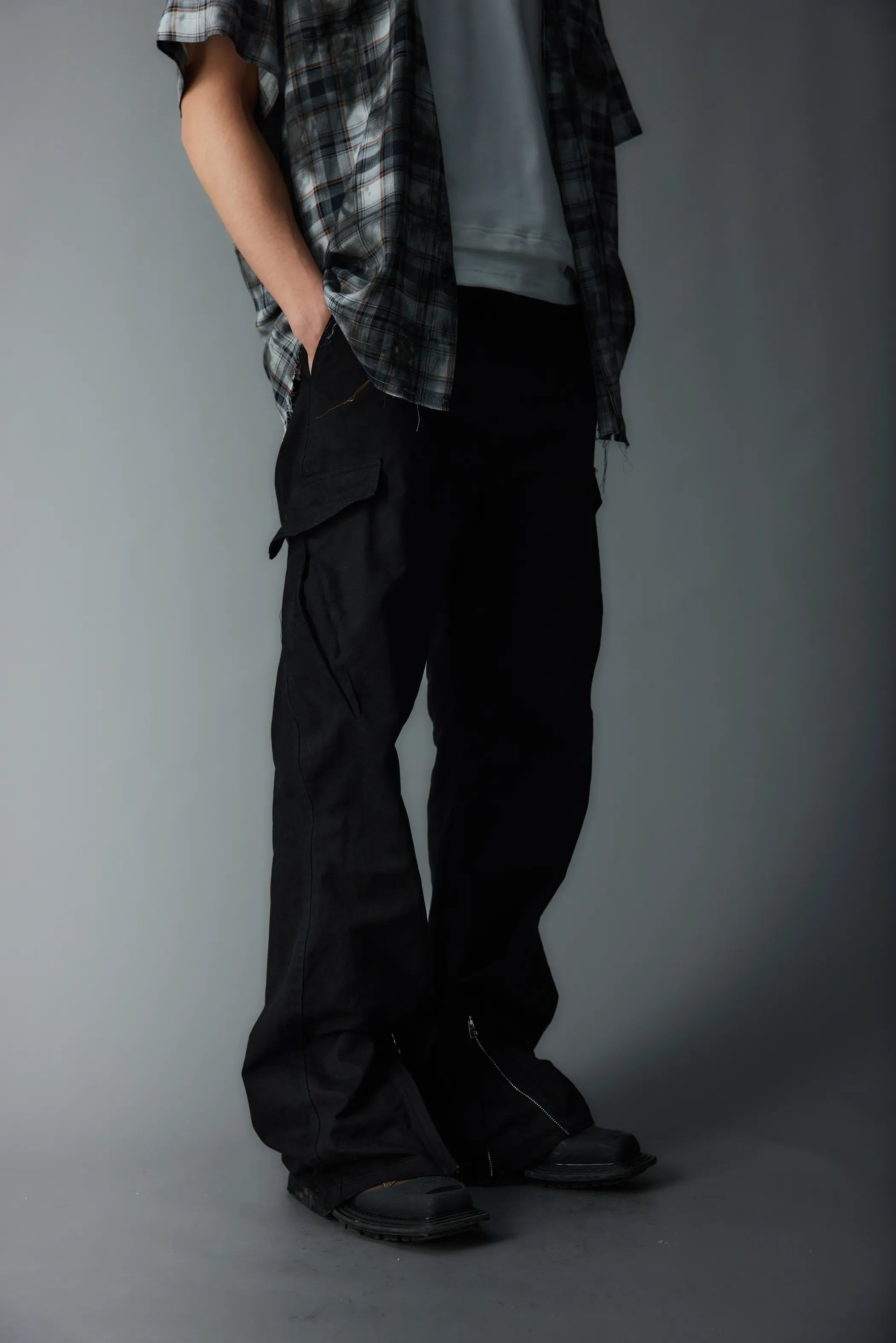 Model shot of Deconstructed Zip-Fasten Workwear 4