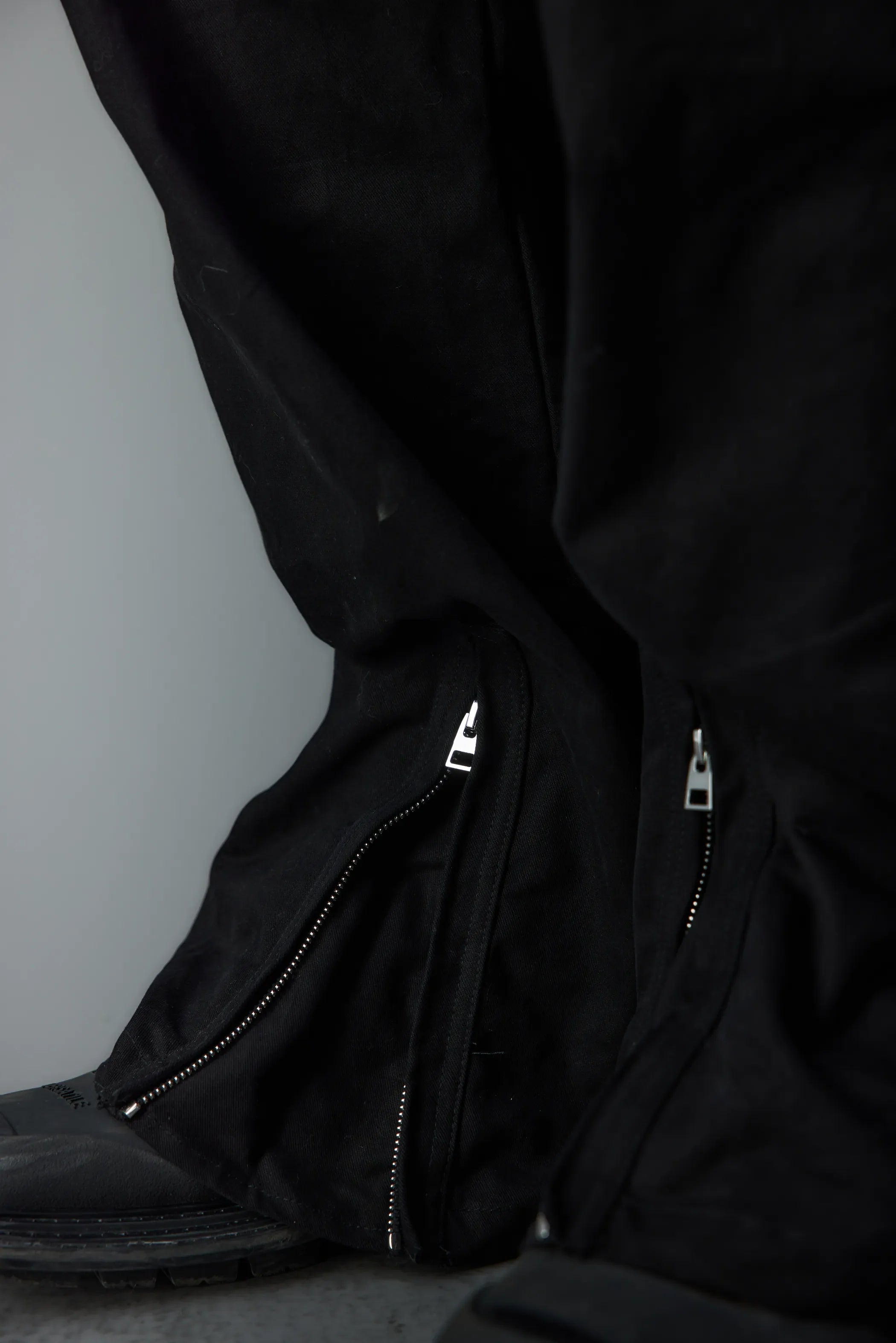 Model shot of Deconstructed Zip-Fasten Workwear 6