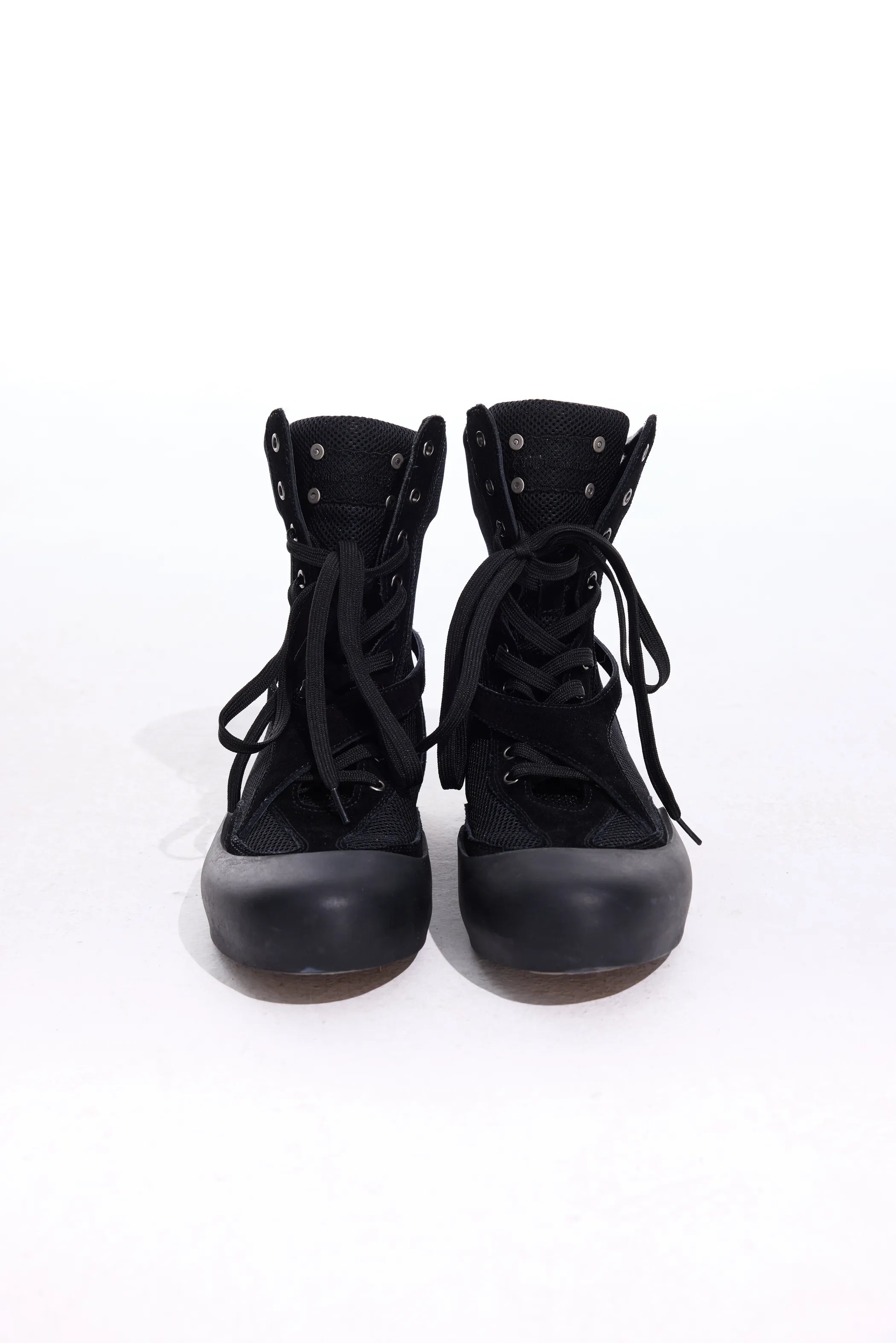 Boxing boots with lace detailing
