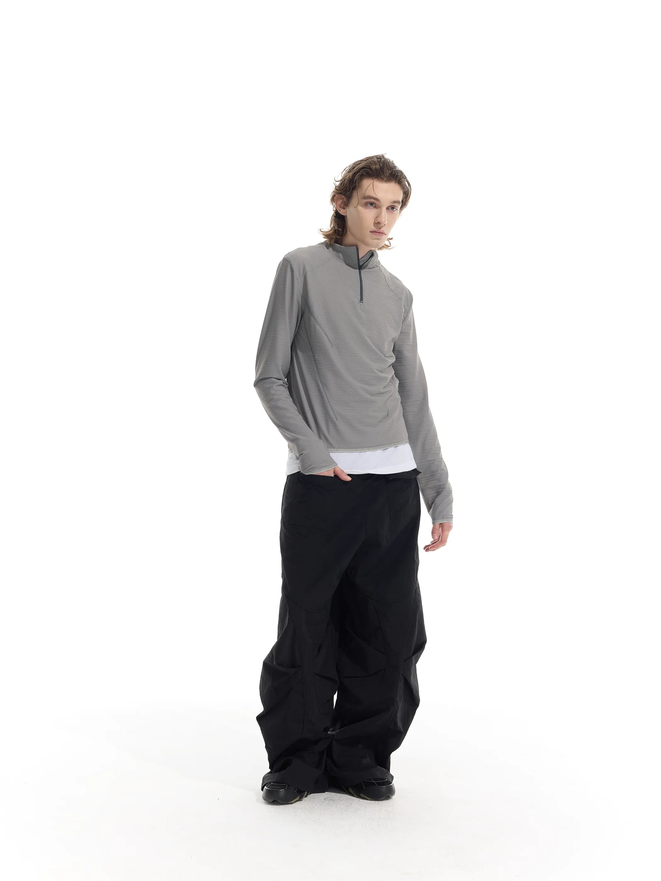 Half-open zip-up sun-protective long sleeve
