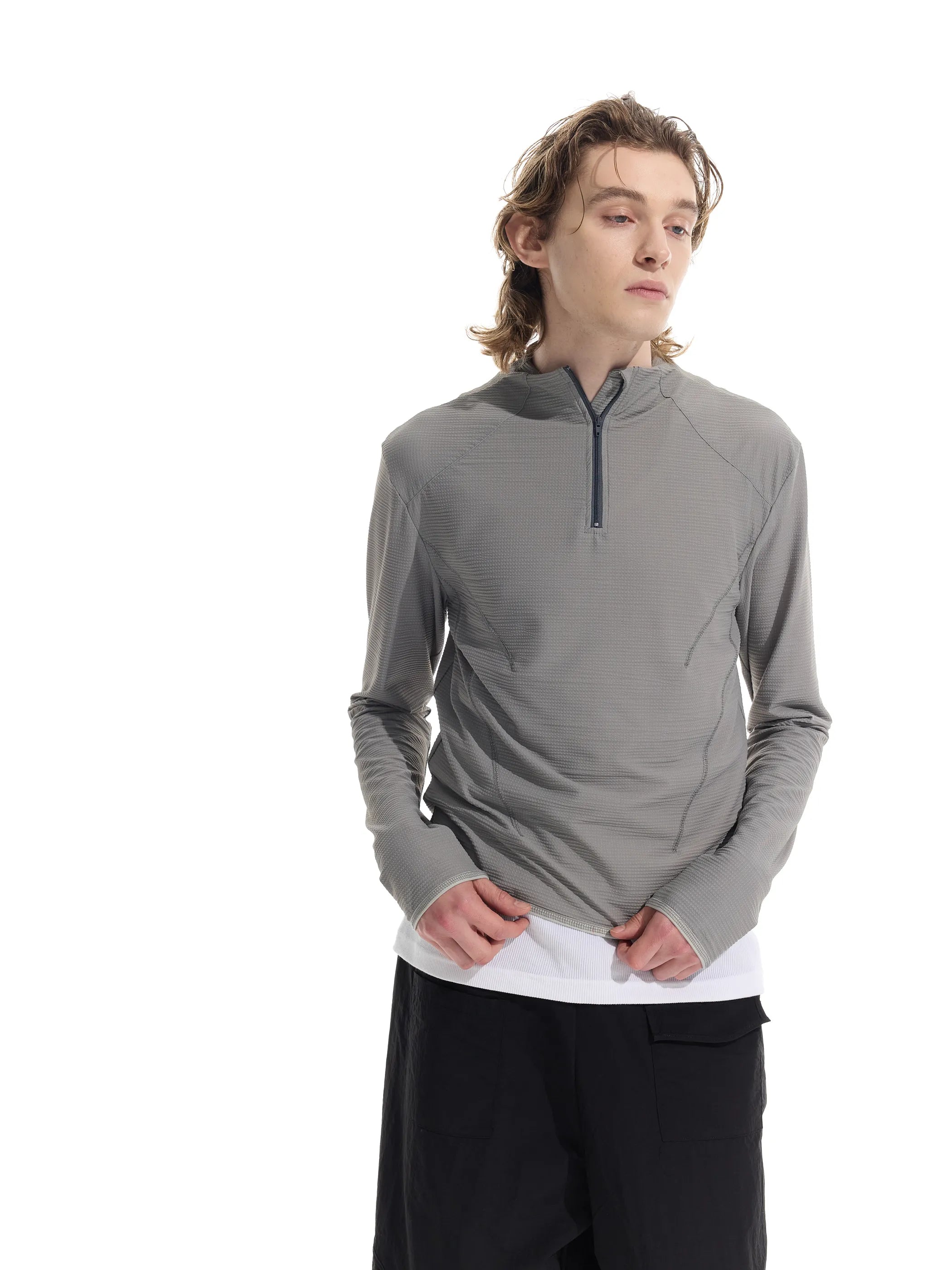 Half-open zip-up sun-protective long sleeve