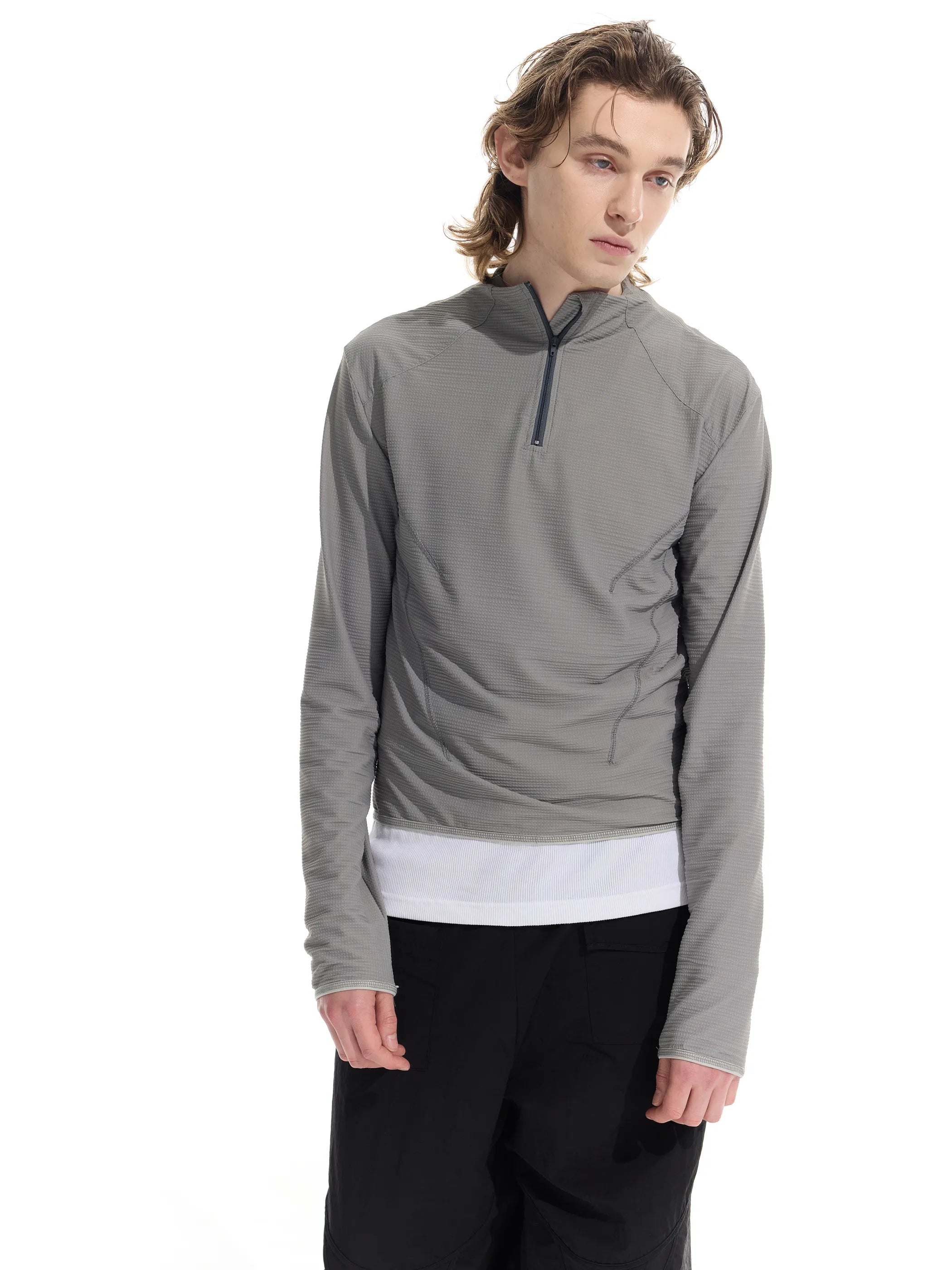 Half-open zip-up sun-protective long sleeve