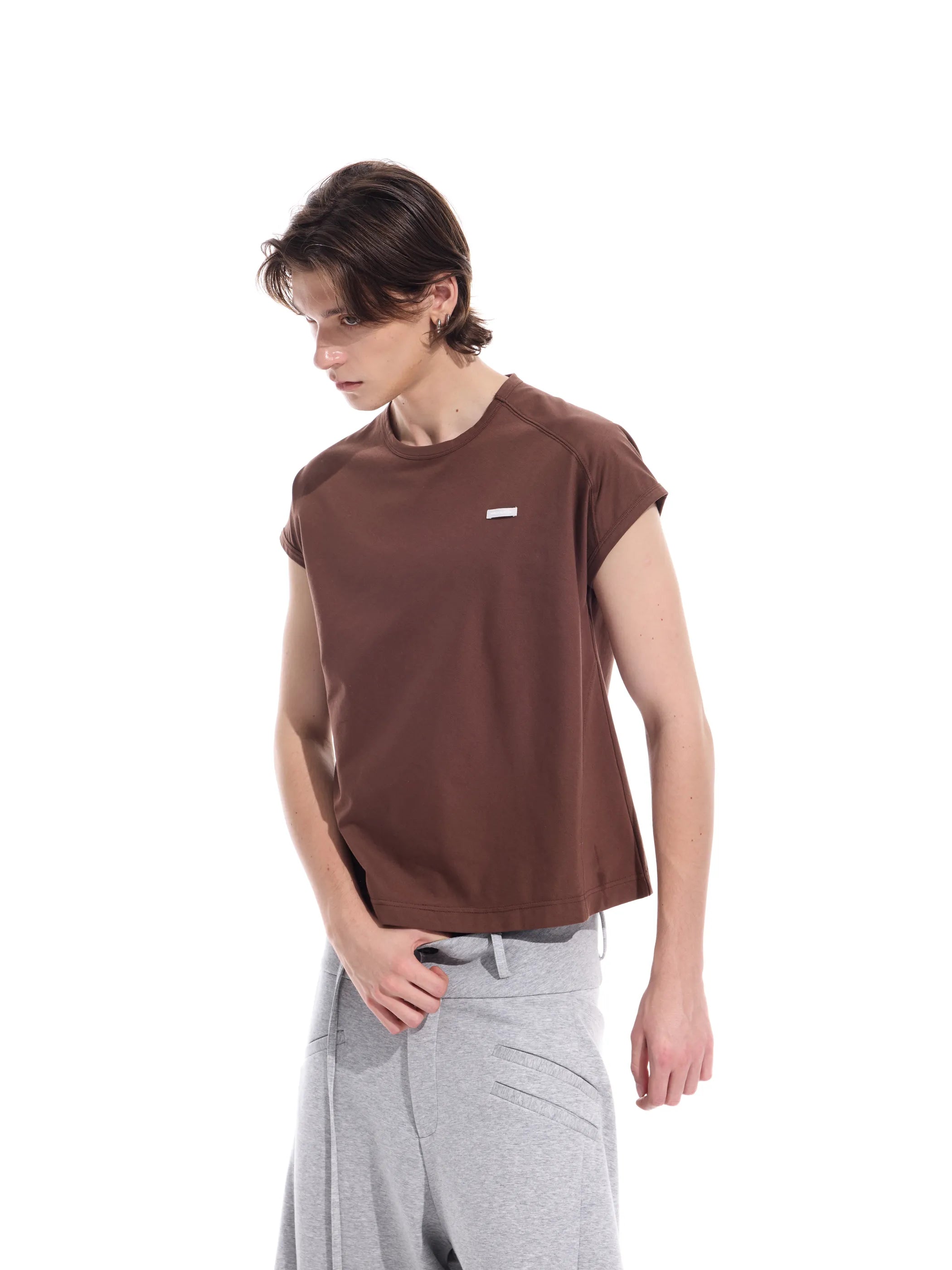 Minimalist construction crop tee