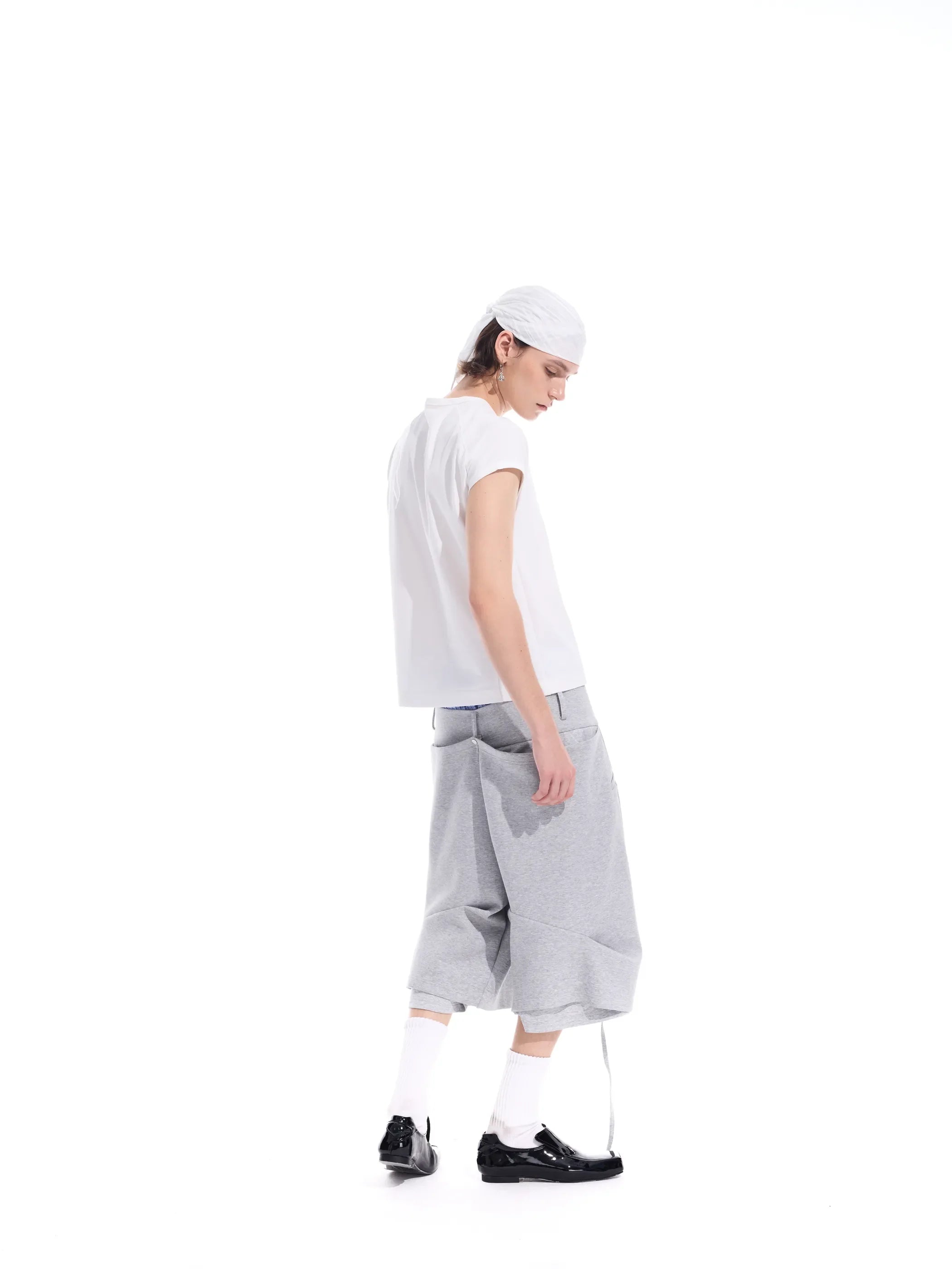 Minimalist construction crop tee