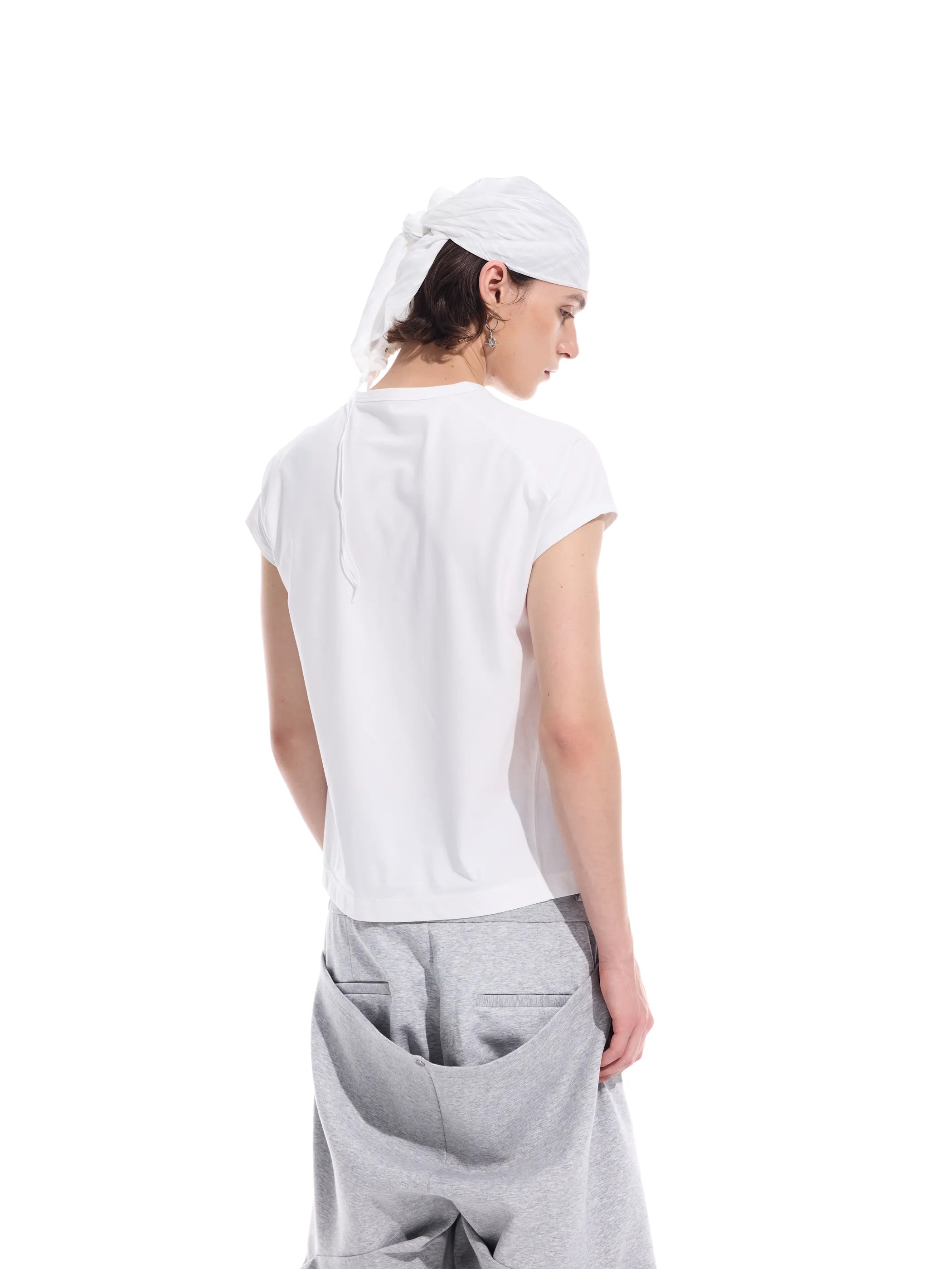 Minimalist construction crop tee