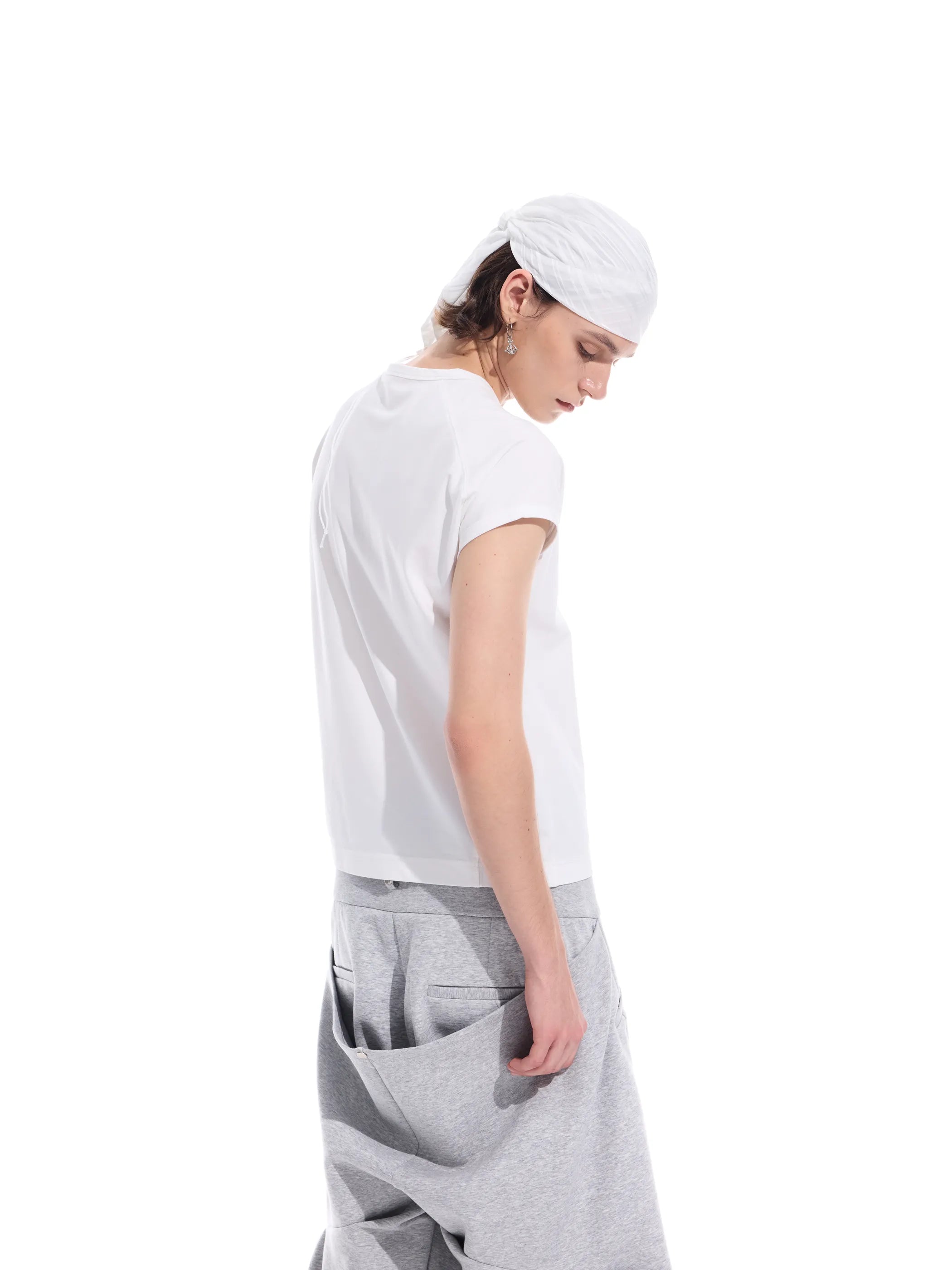 Minimalist construction crop tee
