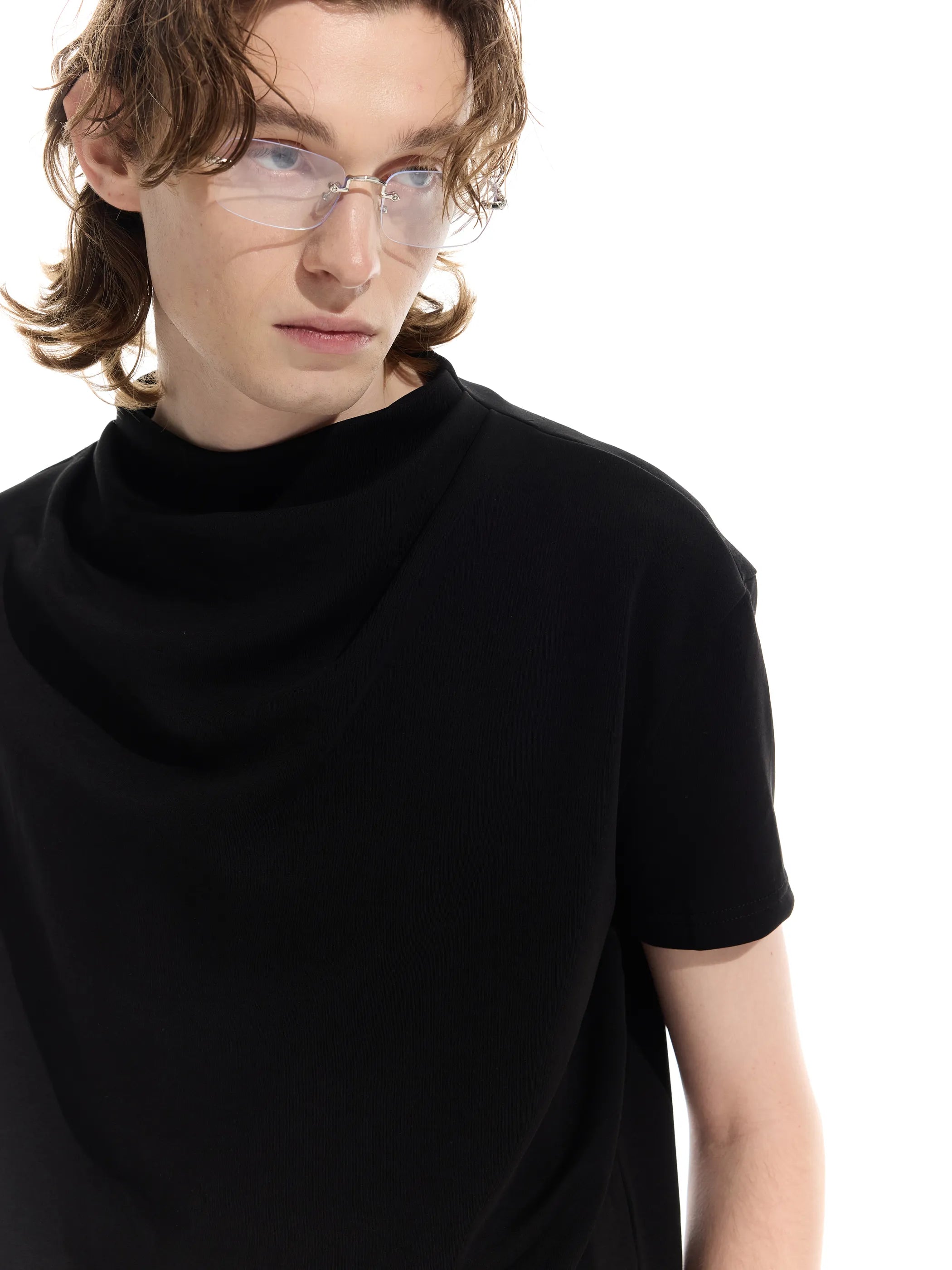Semi-high neck ruched casual T-shirt