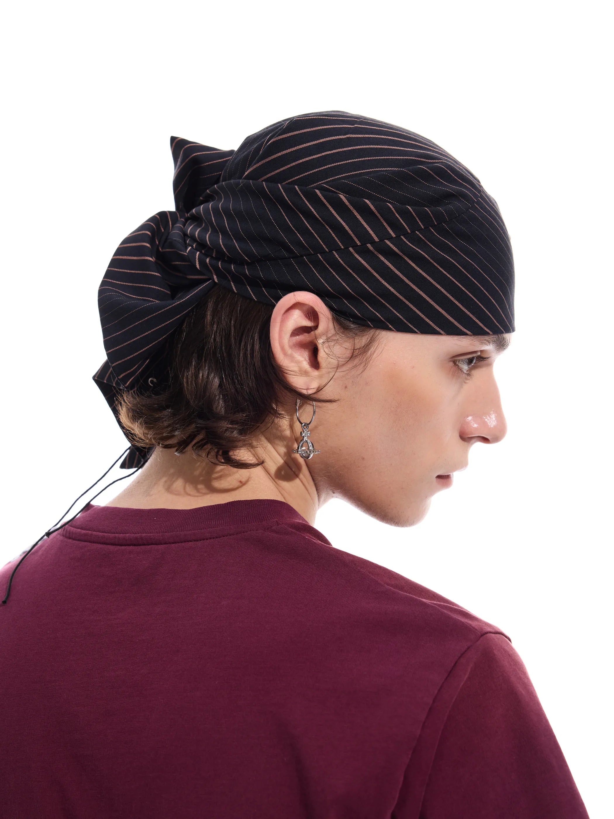 Striped detachable-chain bandana