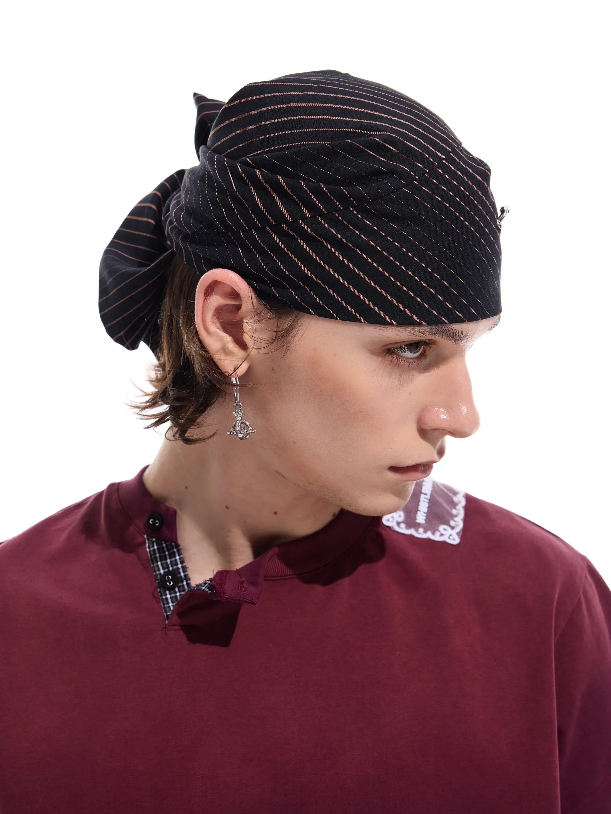 Striped detachable-chain bandana
