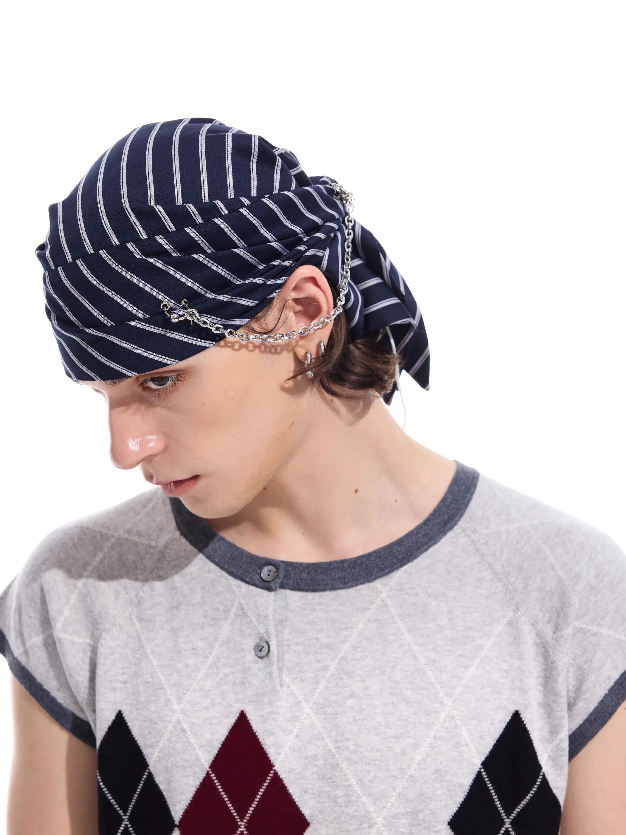 Striped detachable-chain bandana