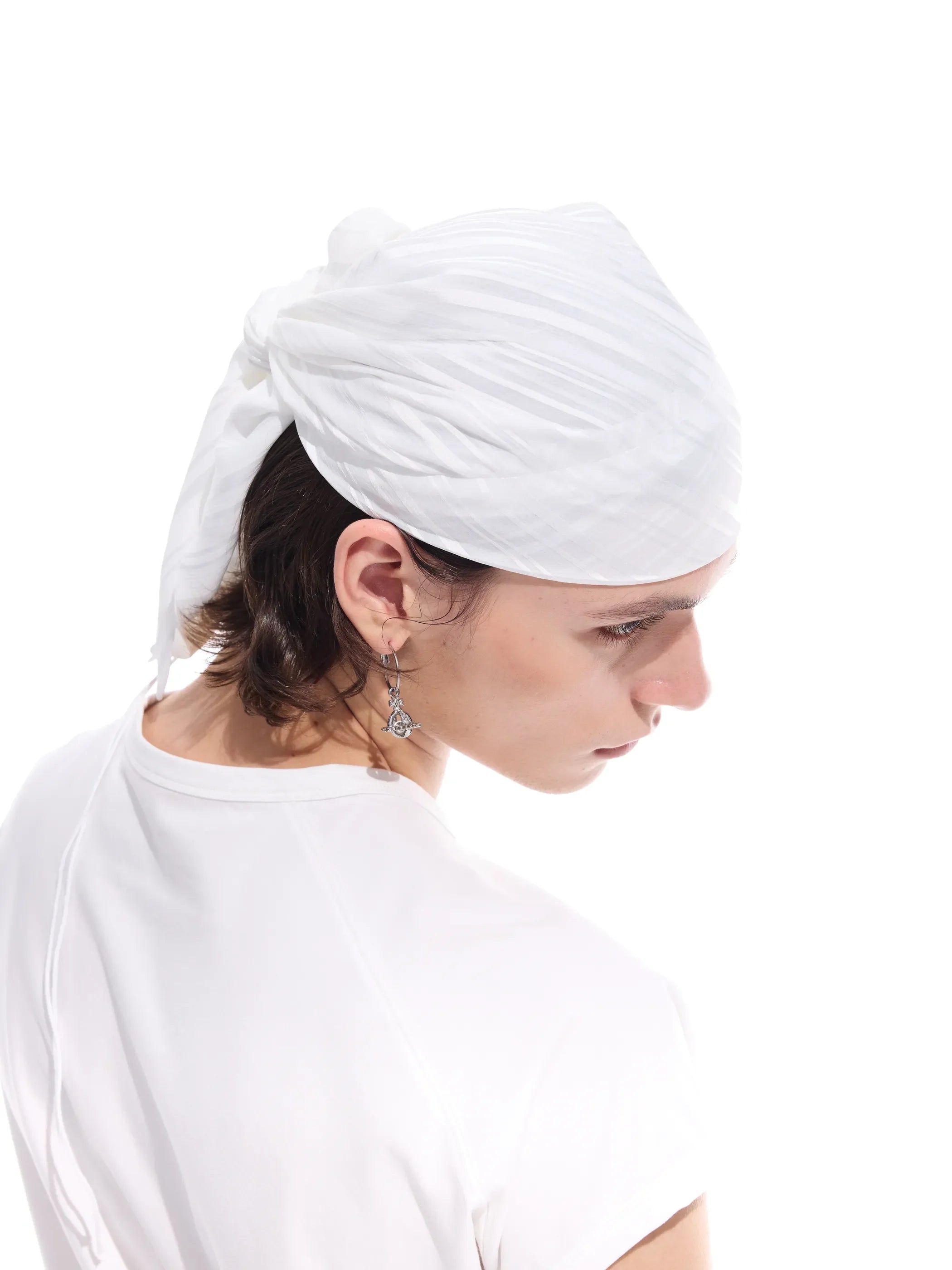 Striped detachable-chain bandana