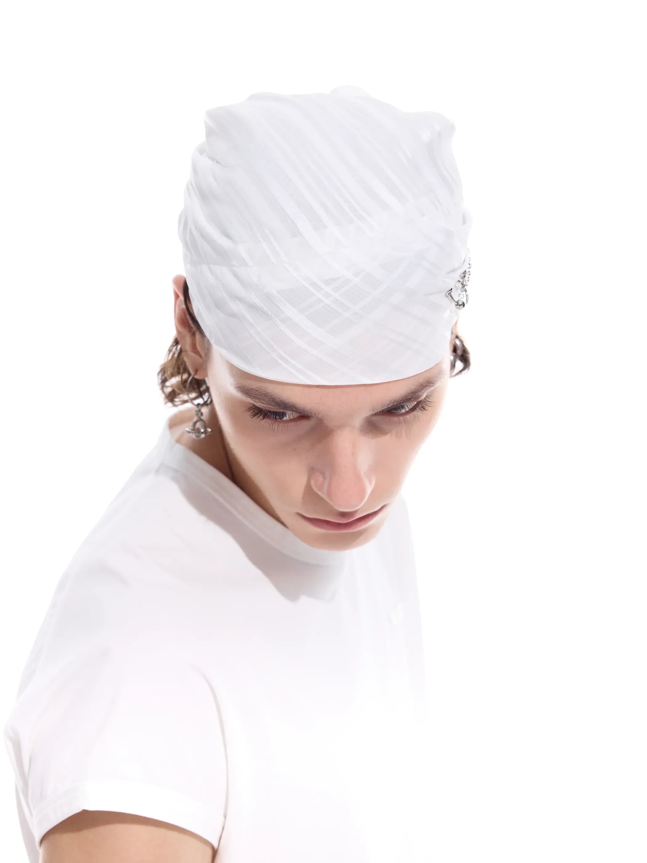 Striped detachable-chain bandana