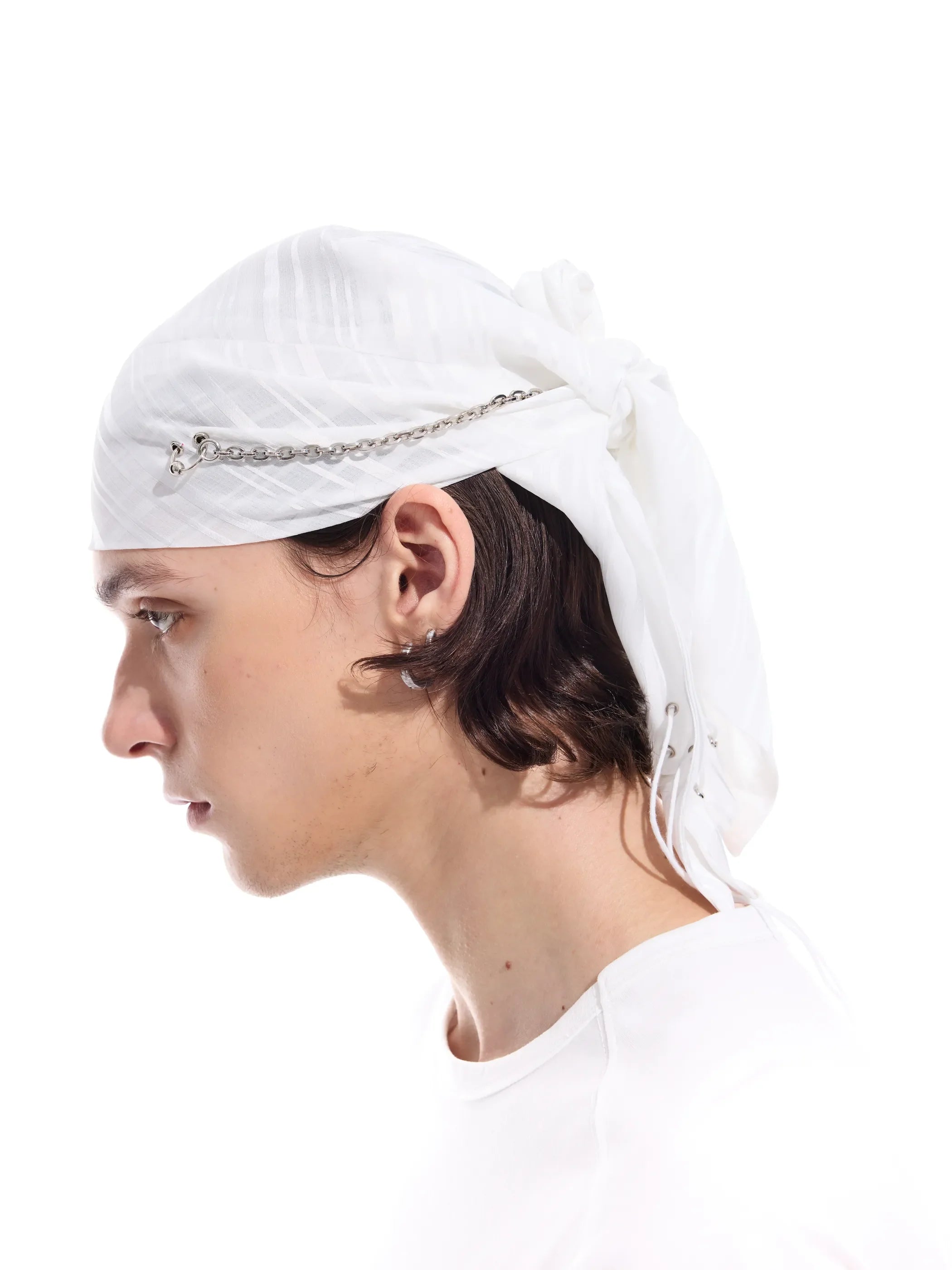 Striped detachable-chain bandana