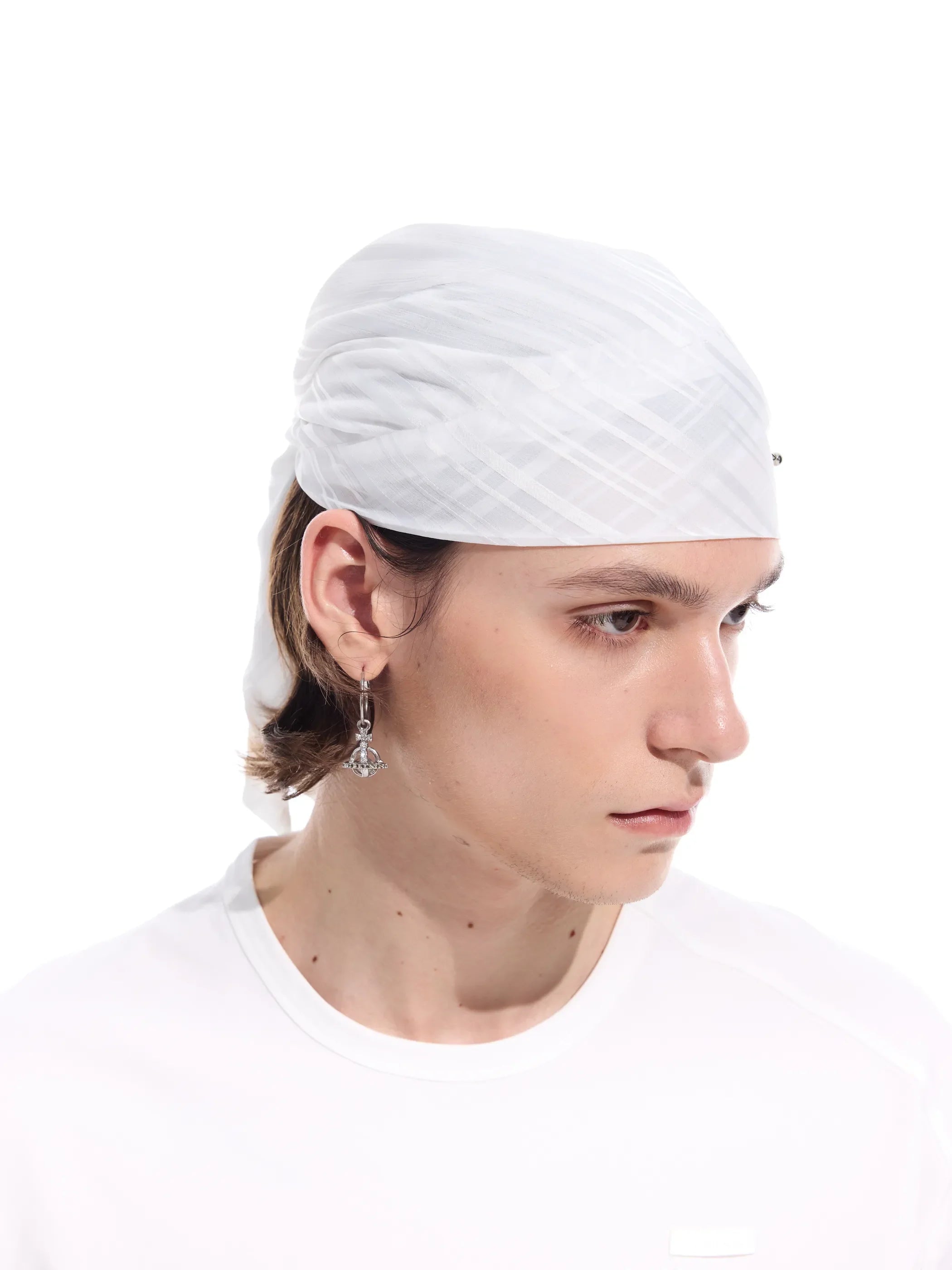 Striped detachable-chain bandana