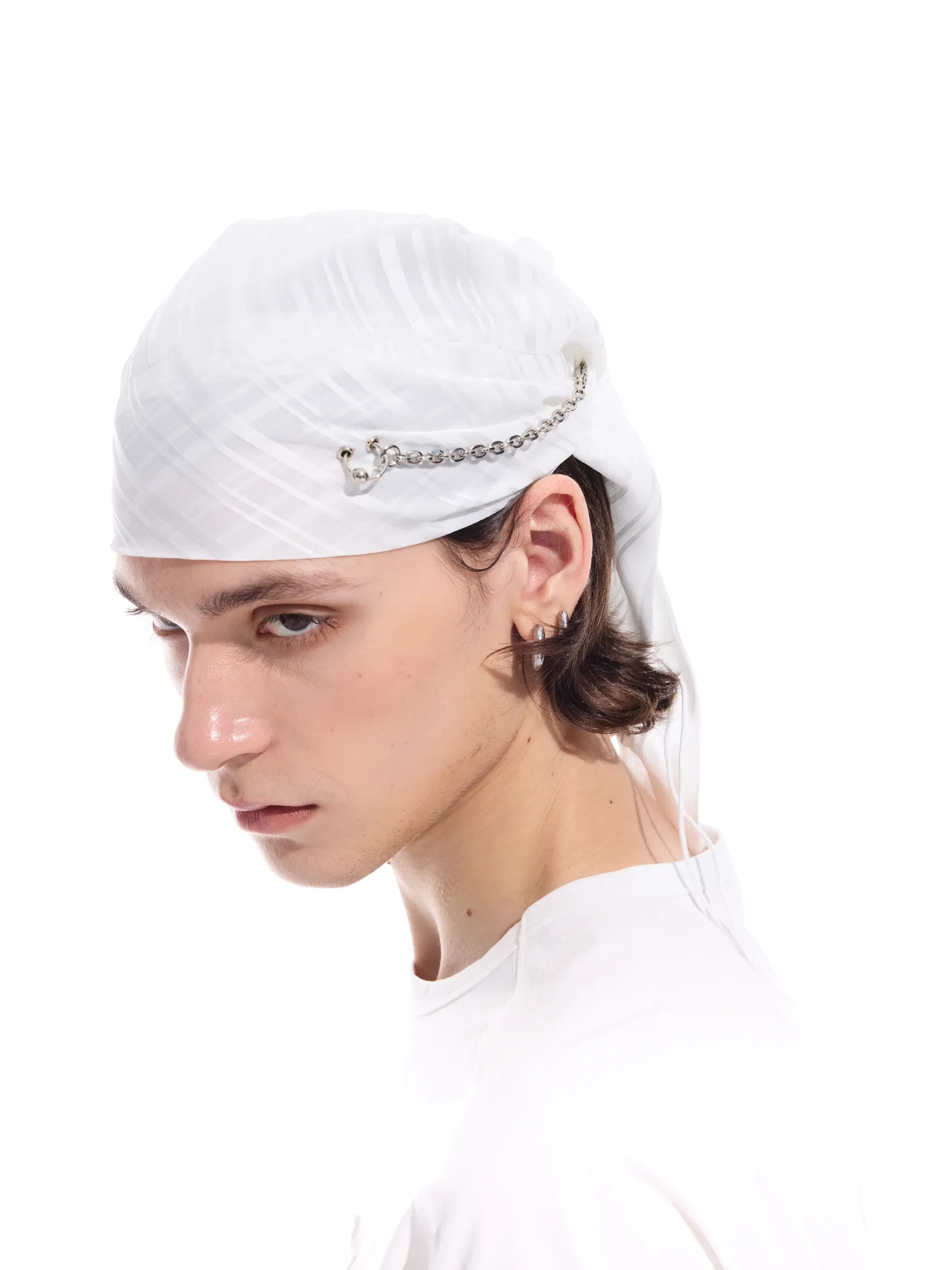 Striped detachable-chain bandana