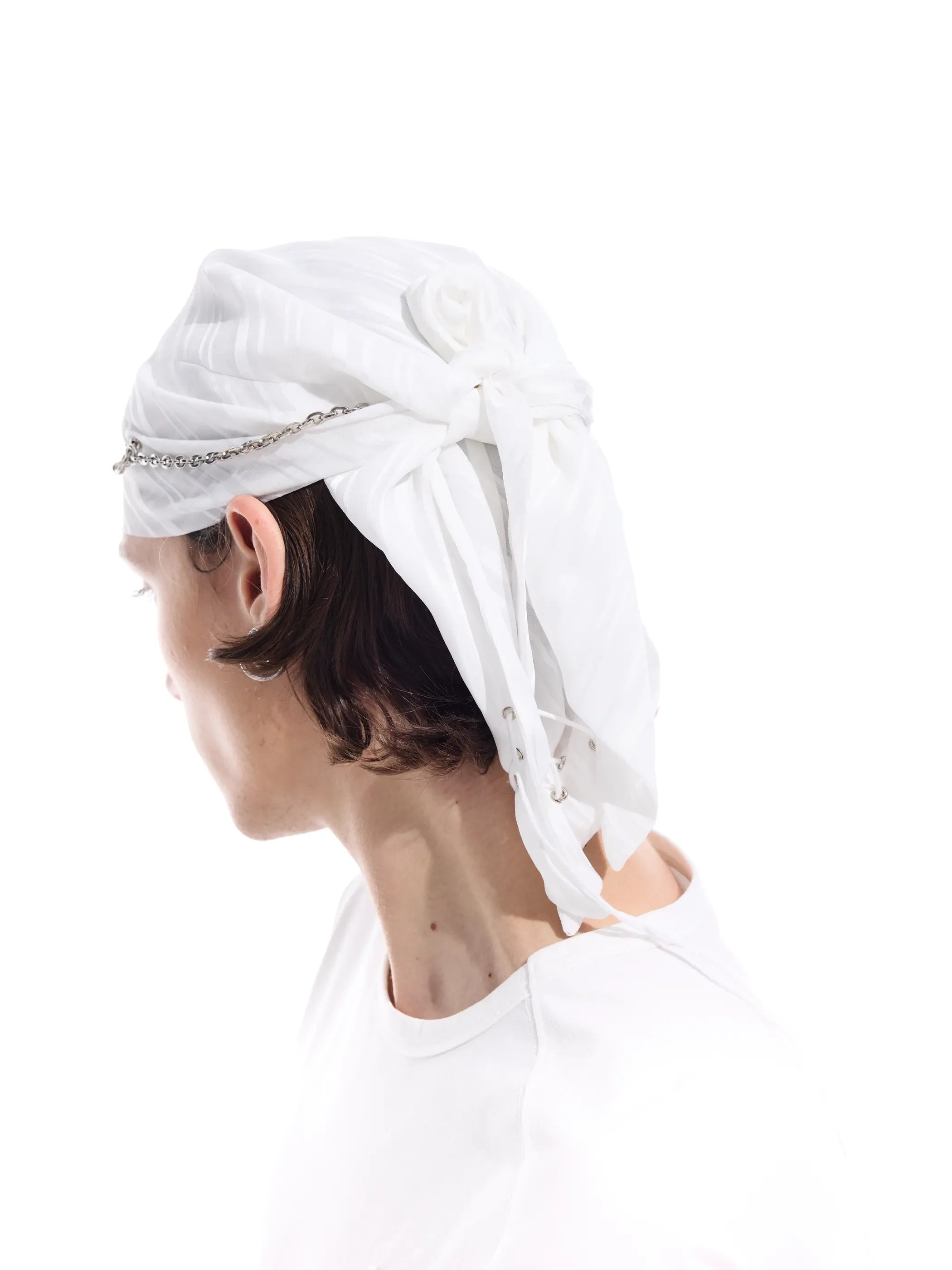 Striped detachable-chain bandana