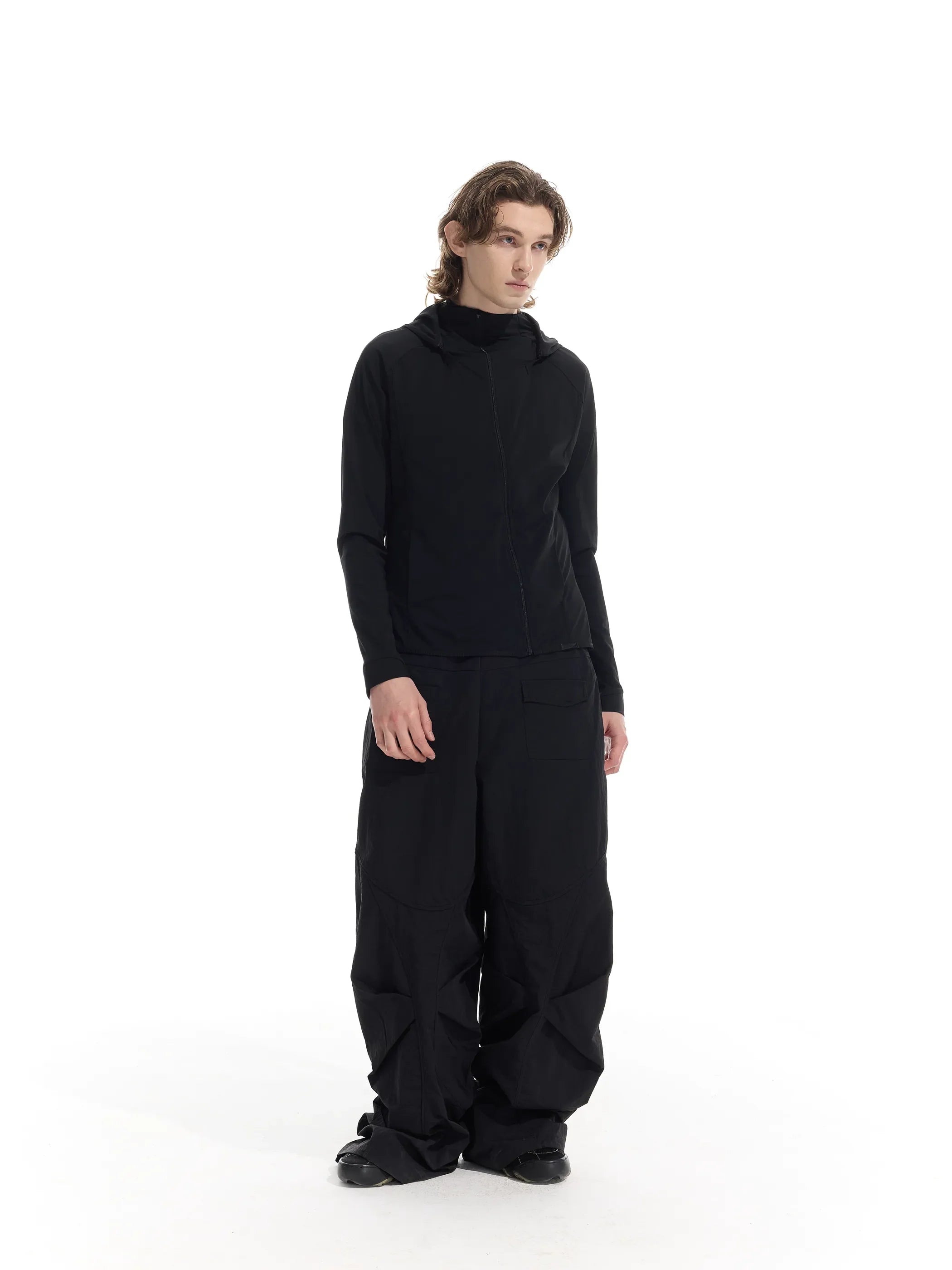 Model shot of UPF50+ Detachable Hood Sun Protection Jacket 6