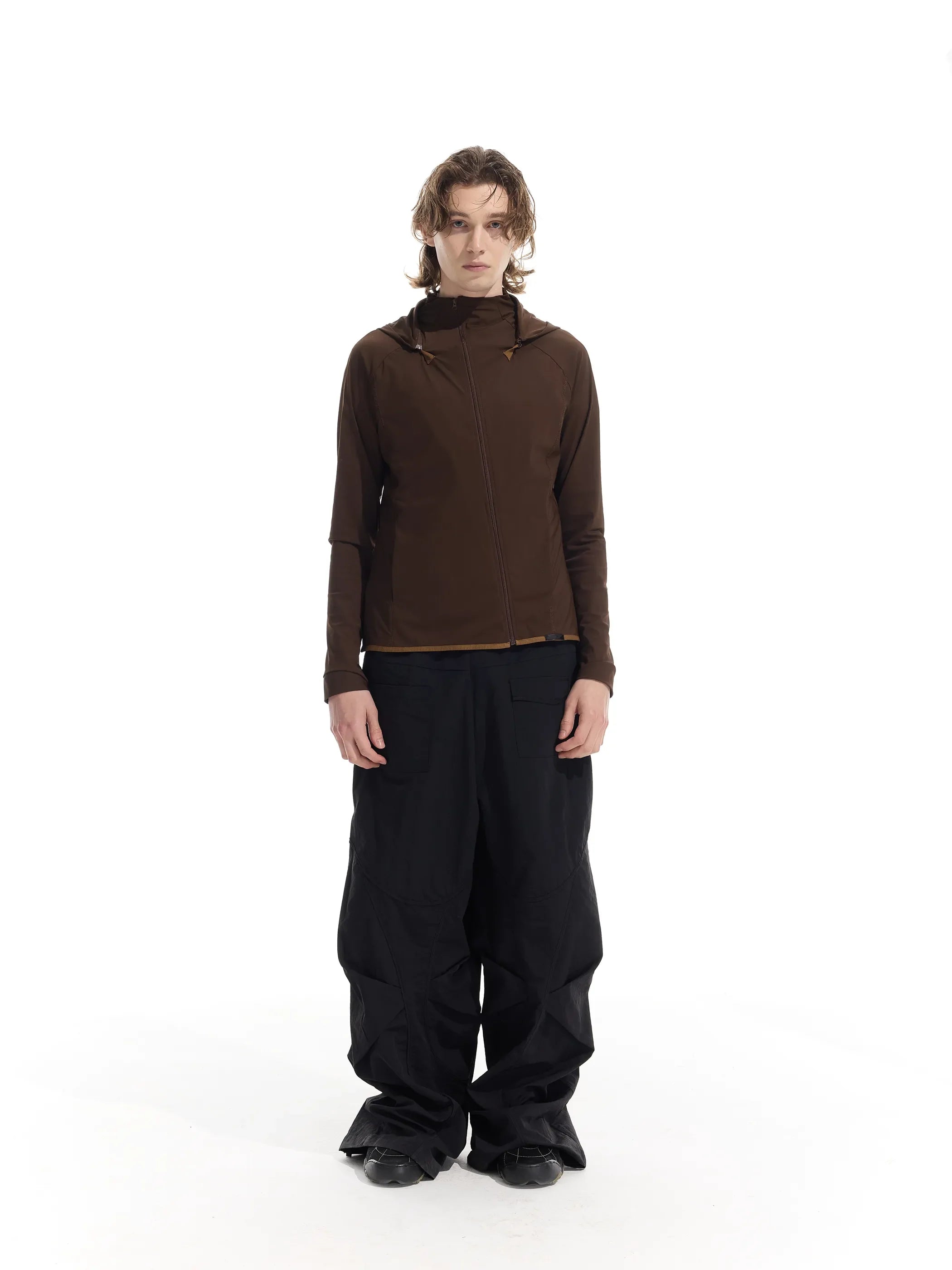 Model shot of UPF50+ Detachable Hood Sun Protection Jacket 2