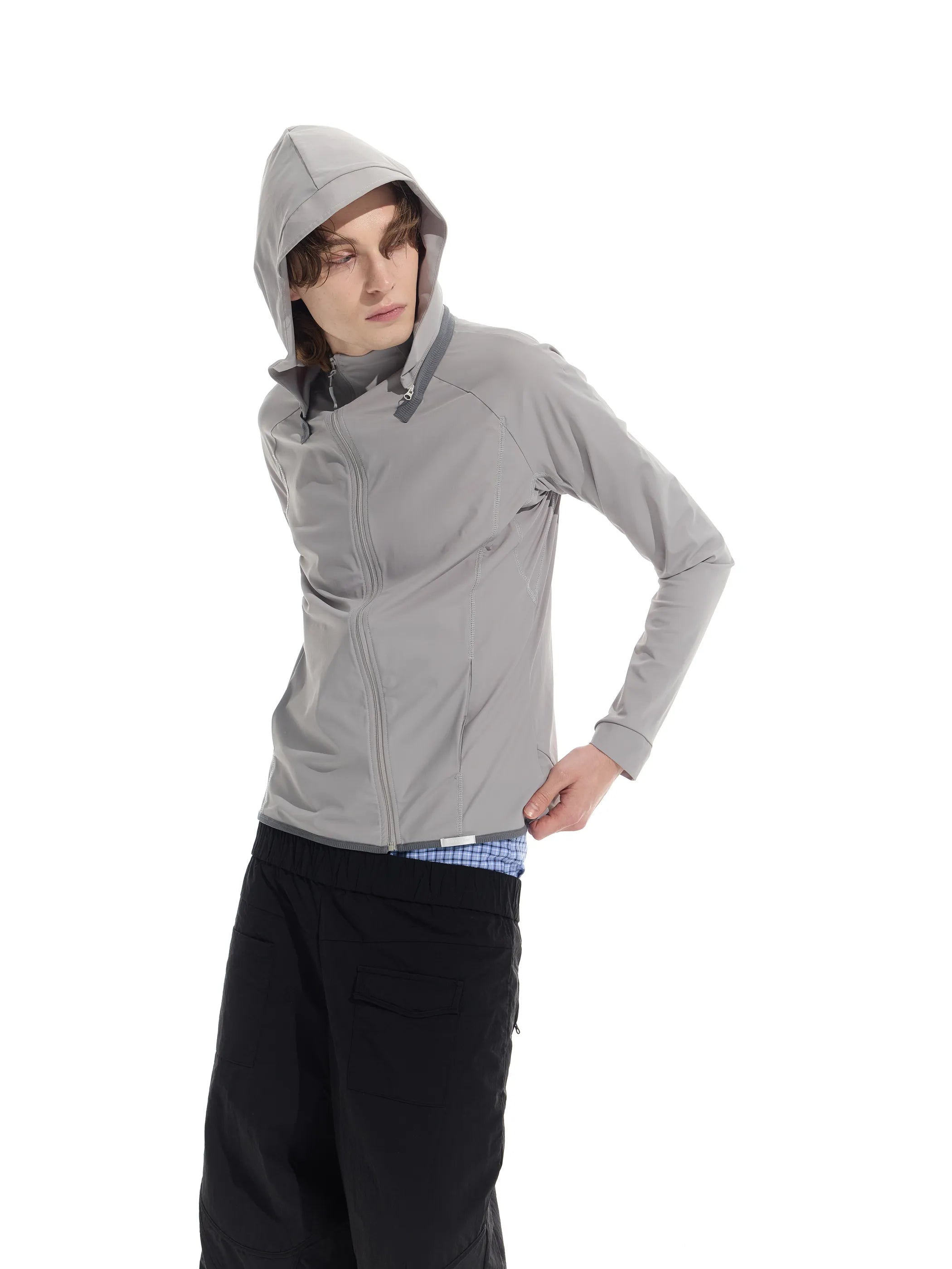 Model shot of UPF50+ Detachable Hood Sun Protection Jacket 3