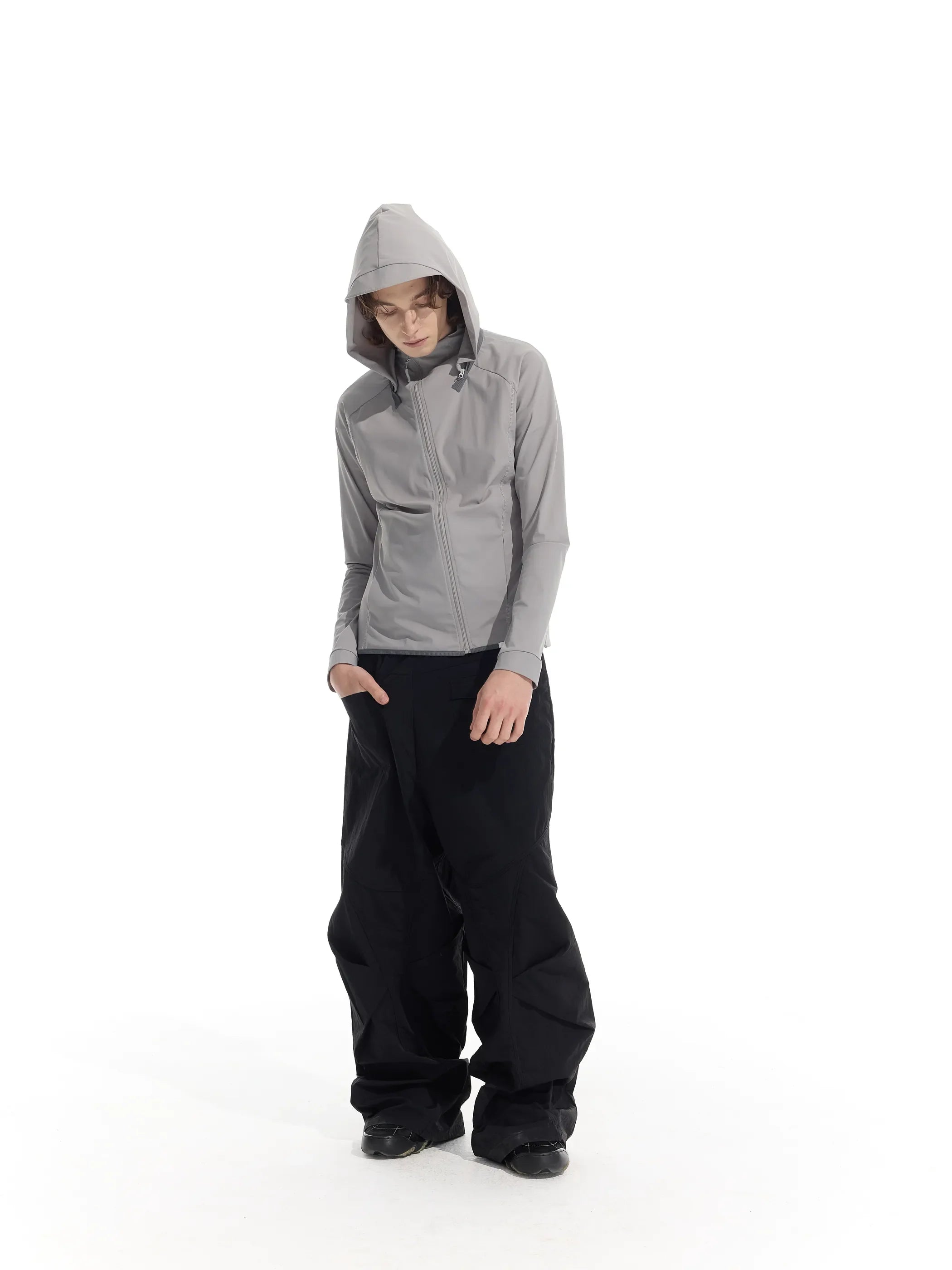 Model shot of UPF50+ Detachable Hood Sun Protection Jacket 8