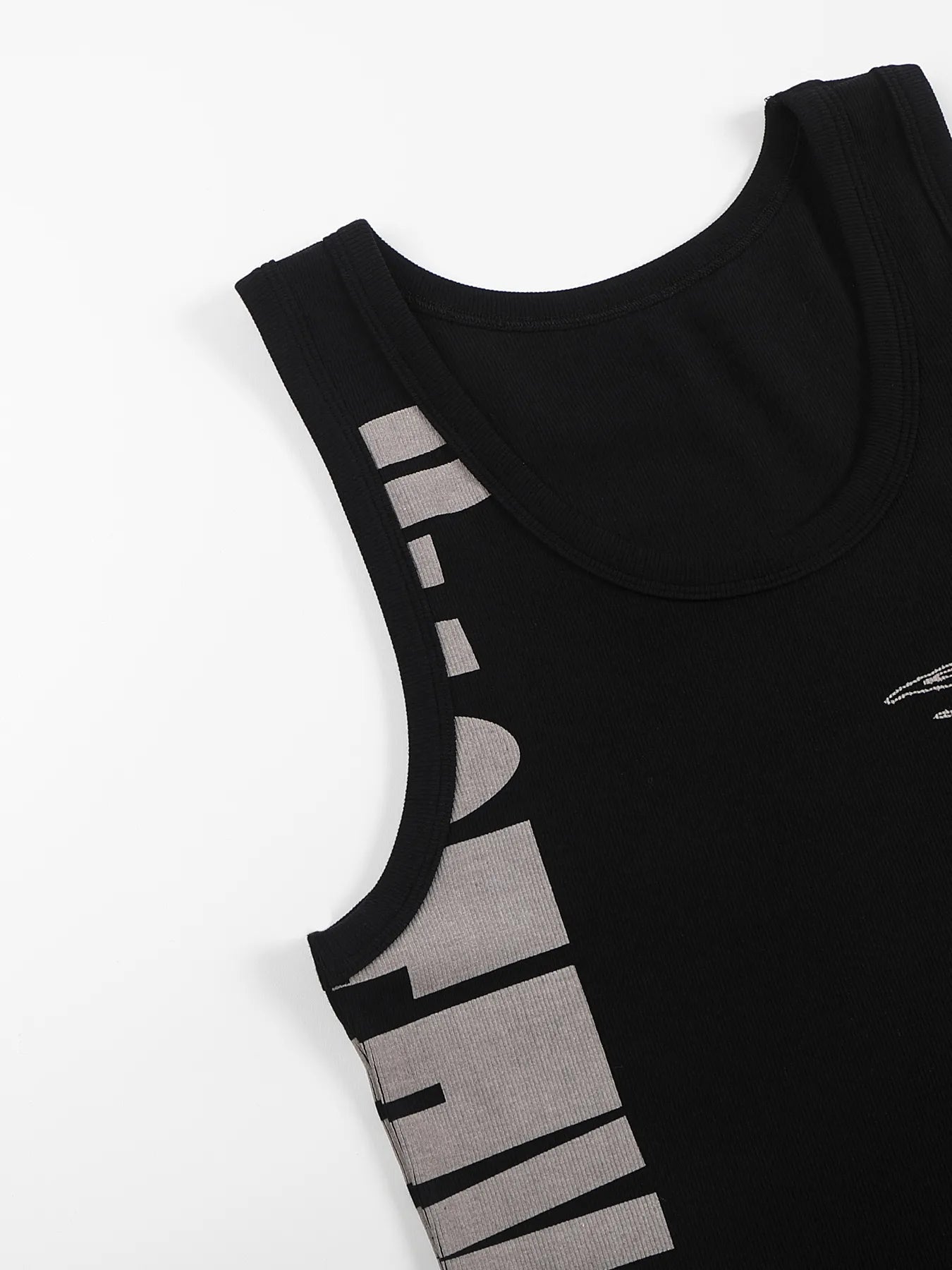 Graffiti high-stretch tank top
